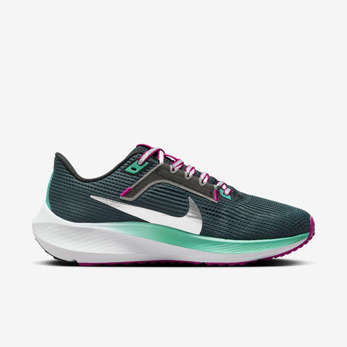 Nike Pegasus 40 image number 2 Nike Pegasus 40 image number 2