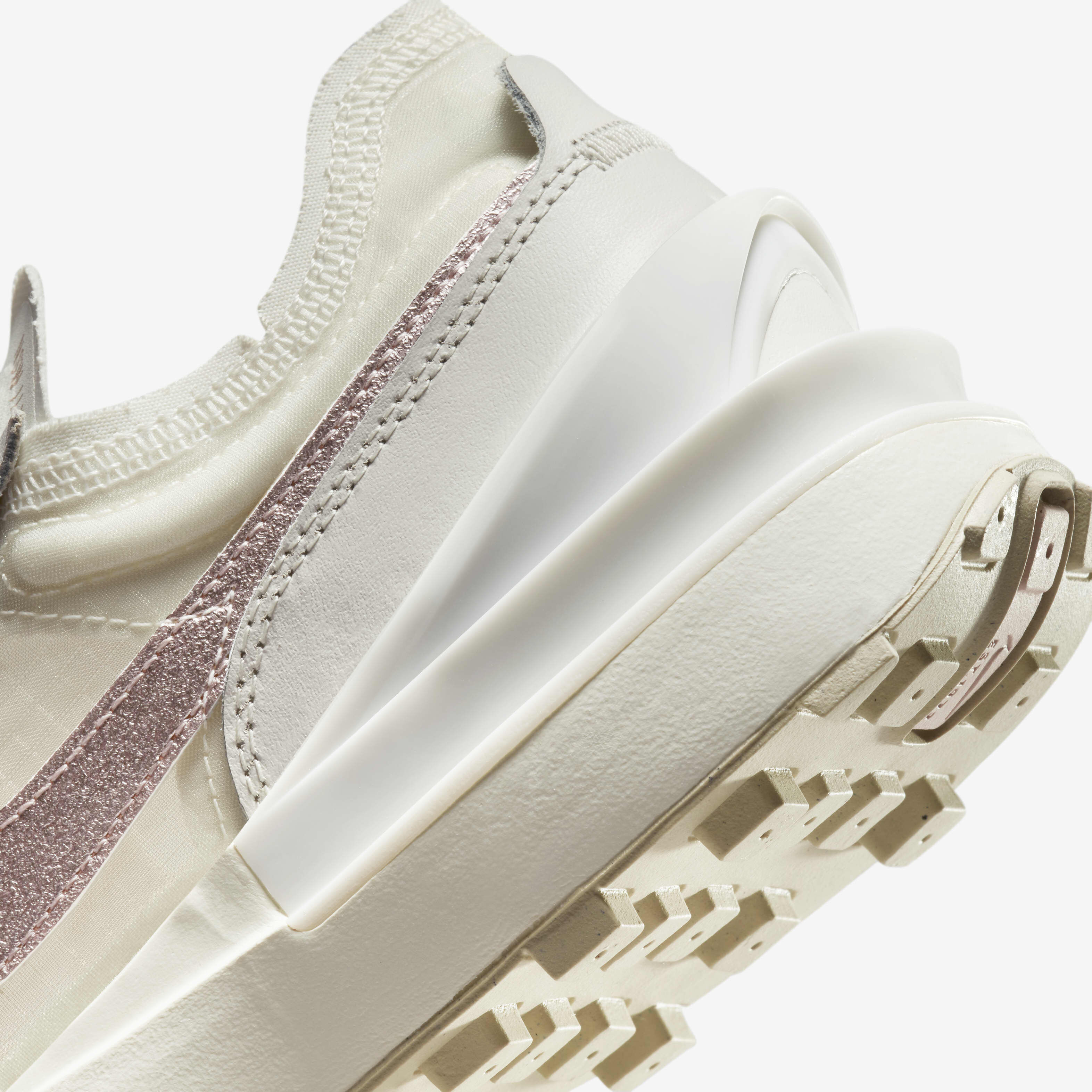 Nike Waffle One image number 7