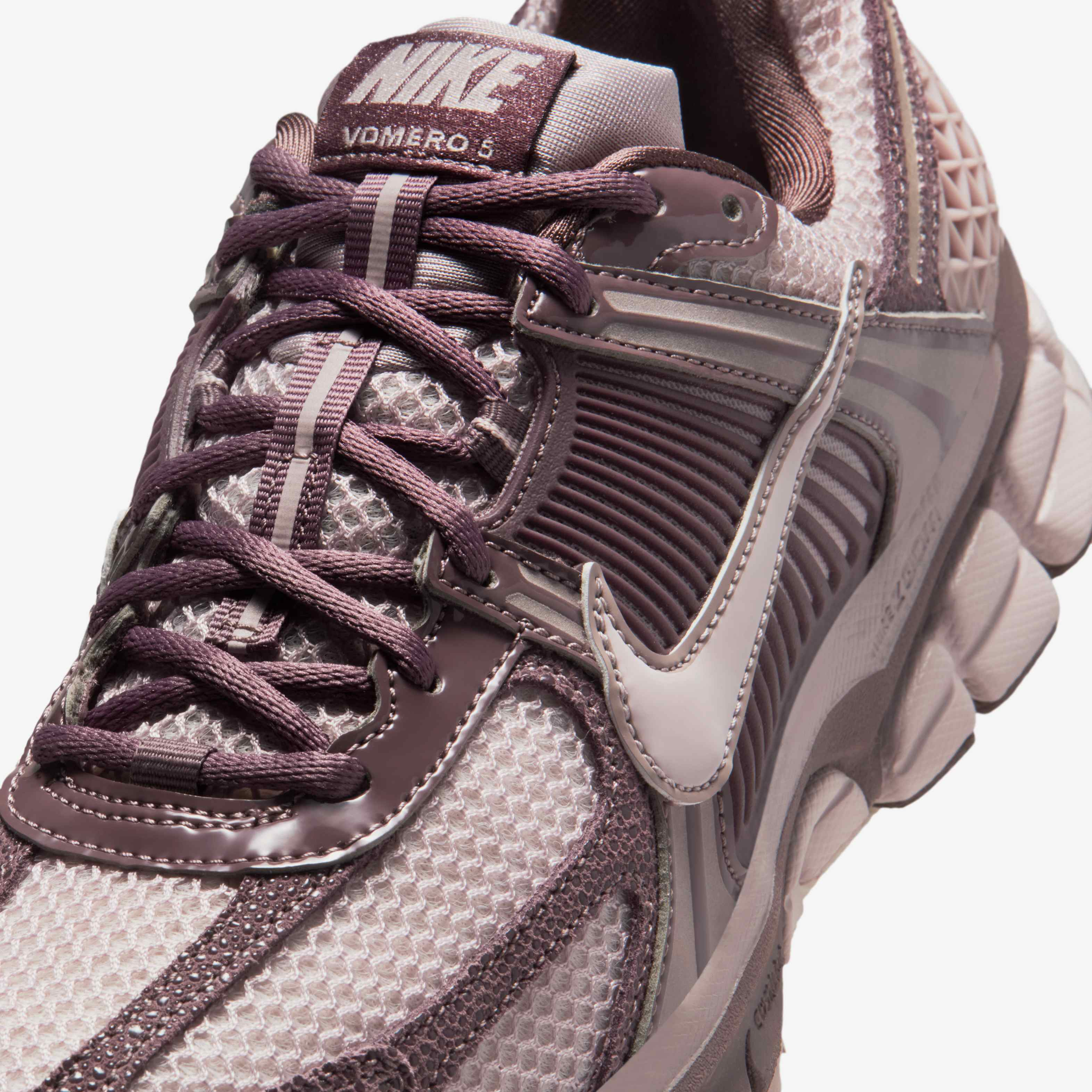 Nike Zoom Vomero 5 image number 6
