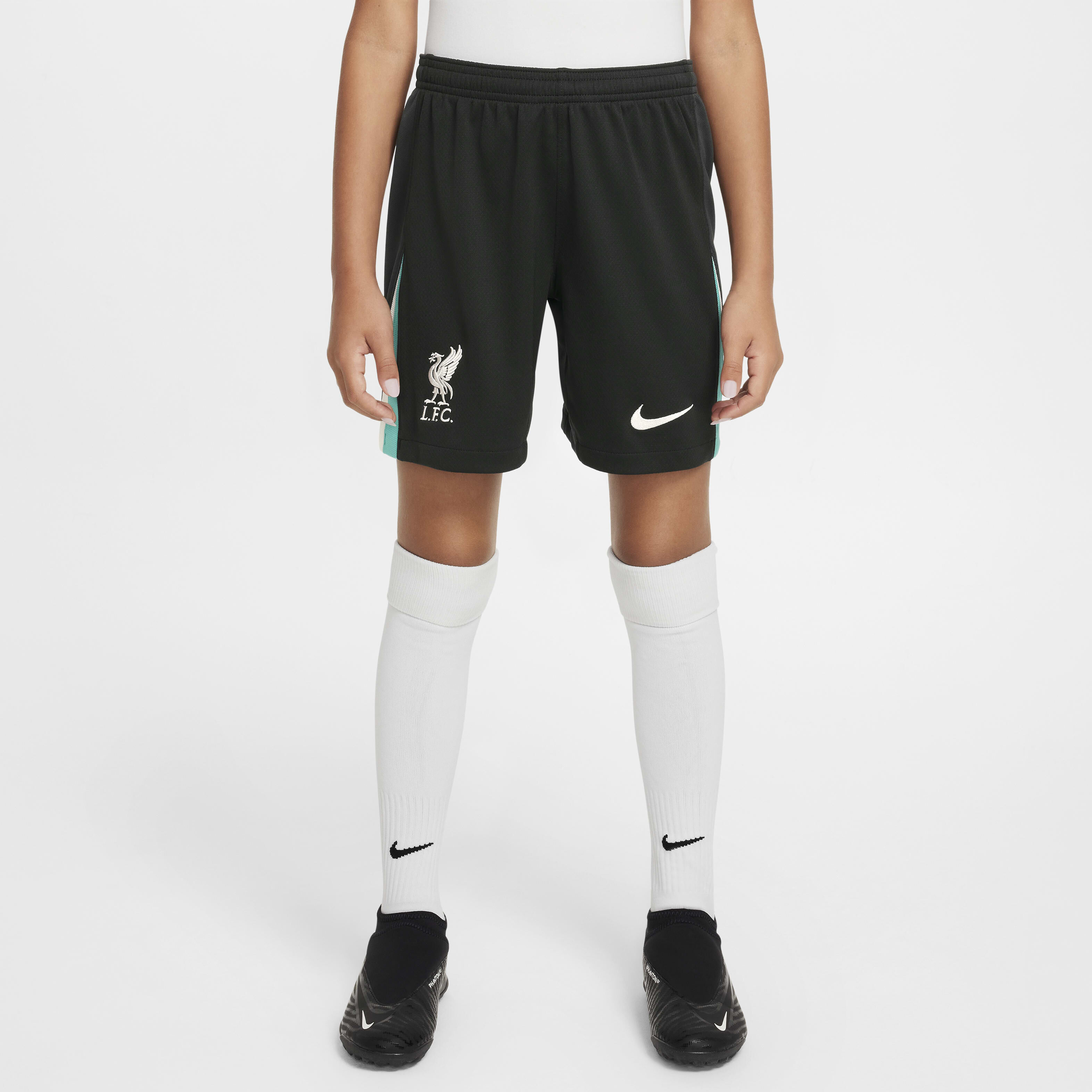Kids nike football shorts 2025
