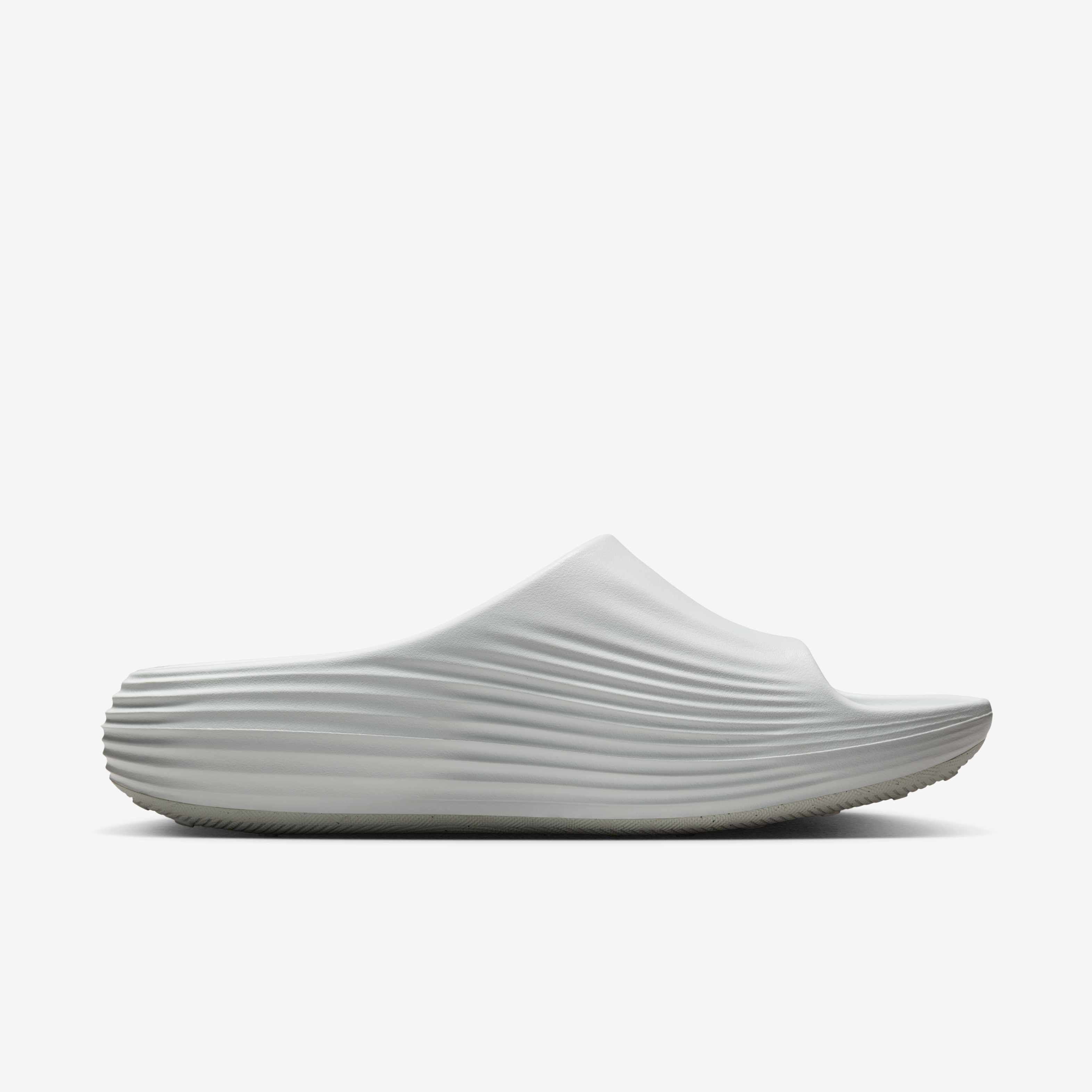 ✨ほぼ未使用✨NIKE REACTX REJUVEN8 SLIDE 26cm Nike ReactX Rejuven8 Women's Shoes (HV5062-600, Elemental