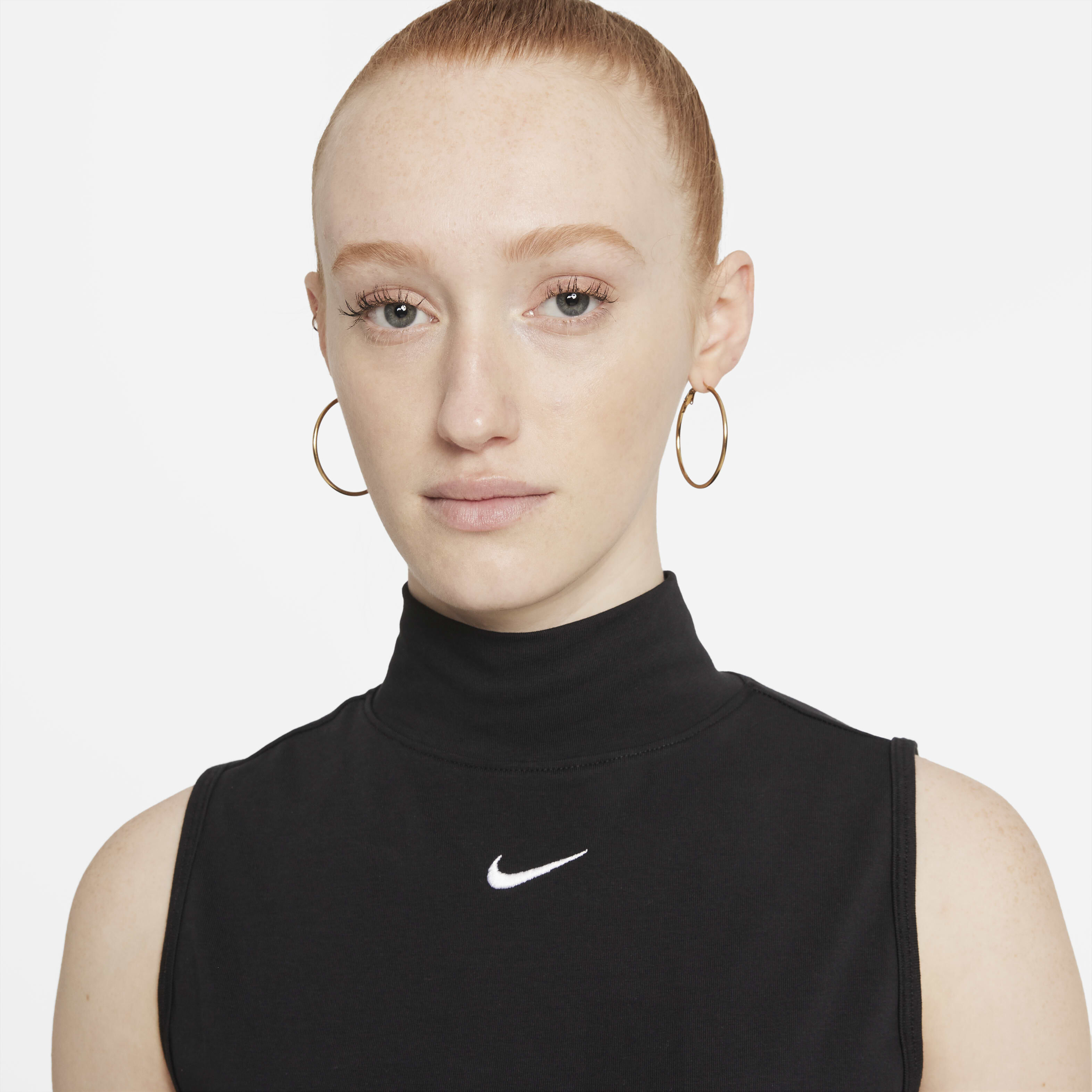 نايكي سبورتسوير كوليكشن ايسنشالز image number 2