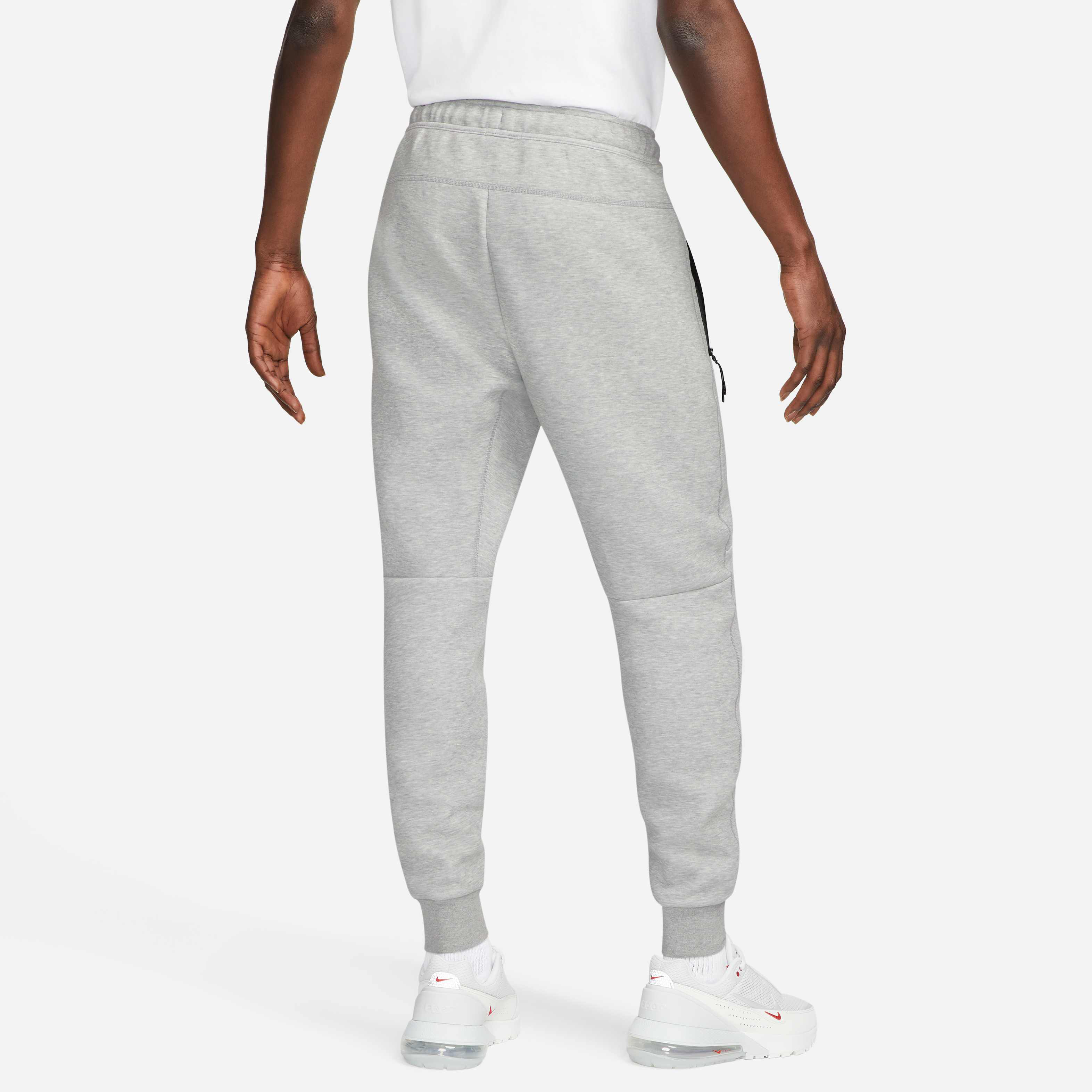 Nike Sportswear Tech Fleece image number 1
