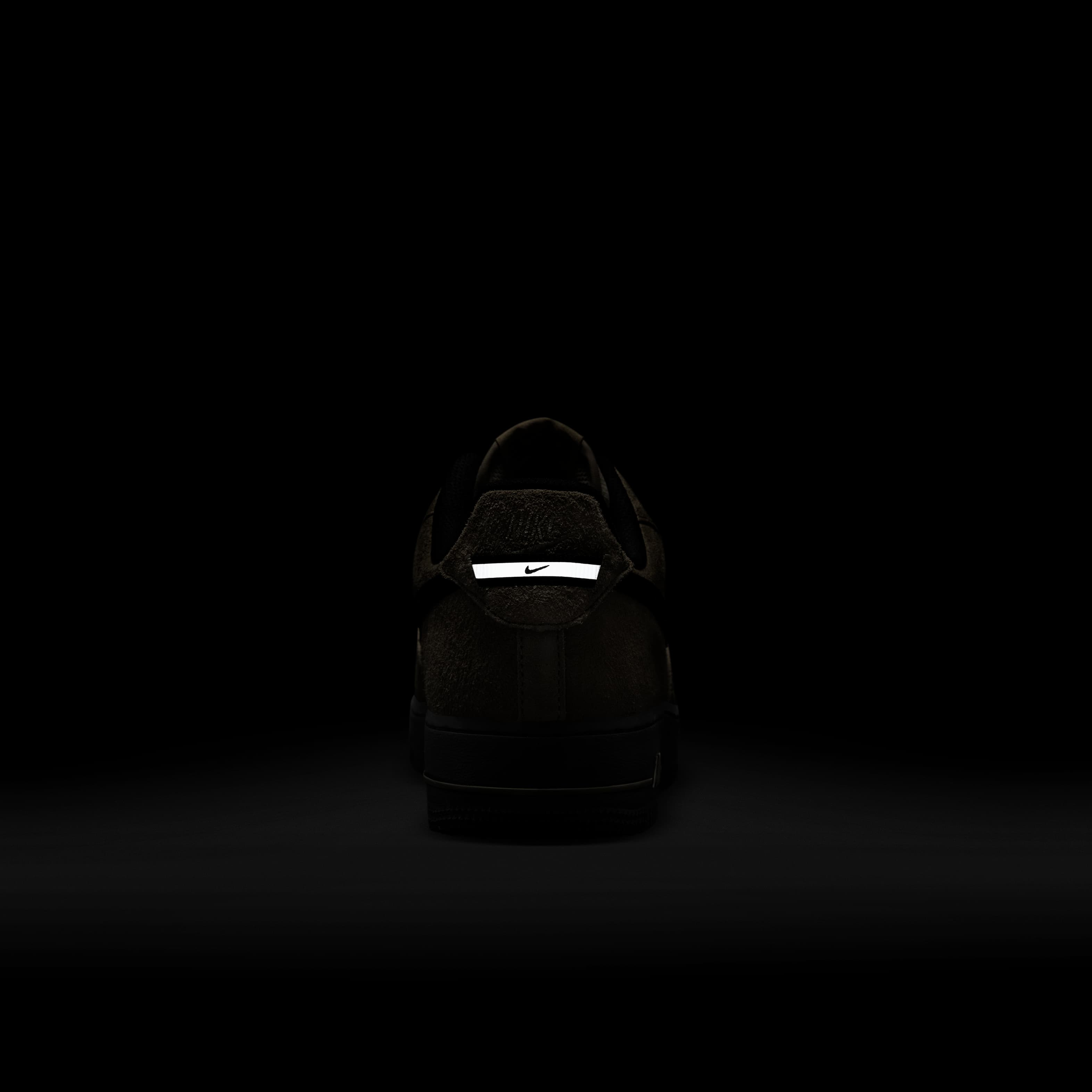 Nike Air Force 1 '07 LV8 image number 8