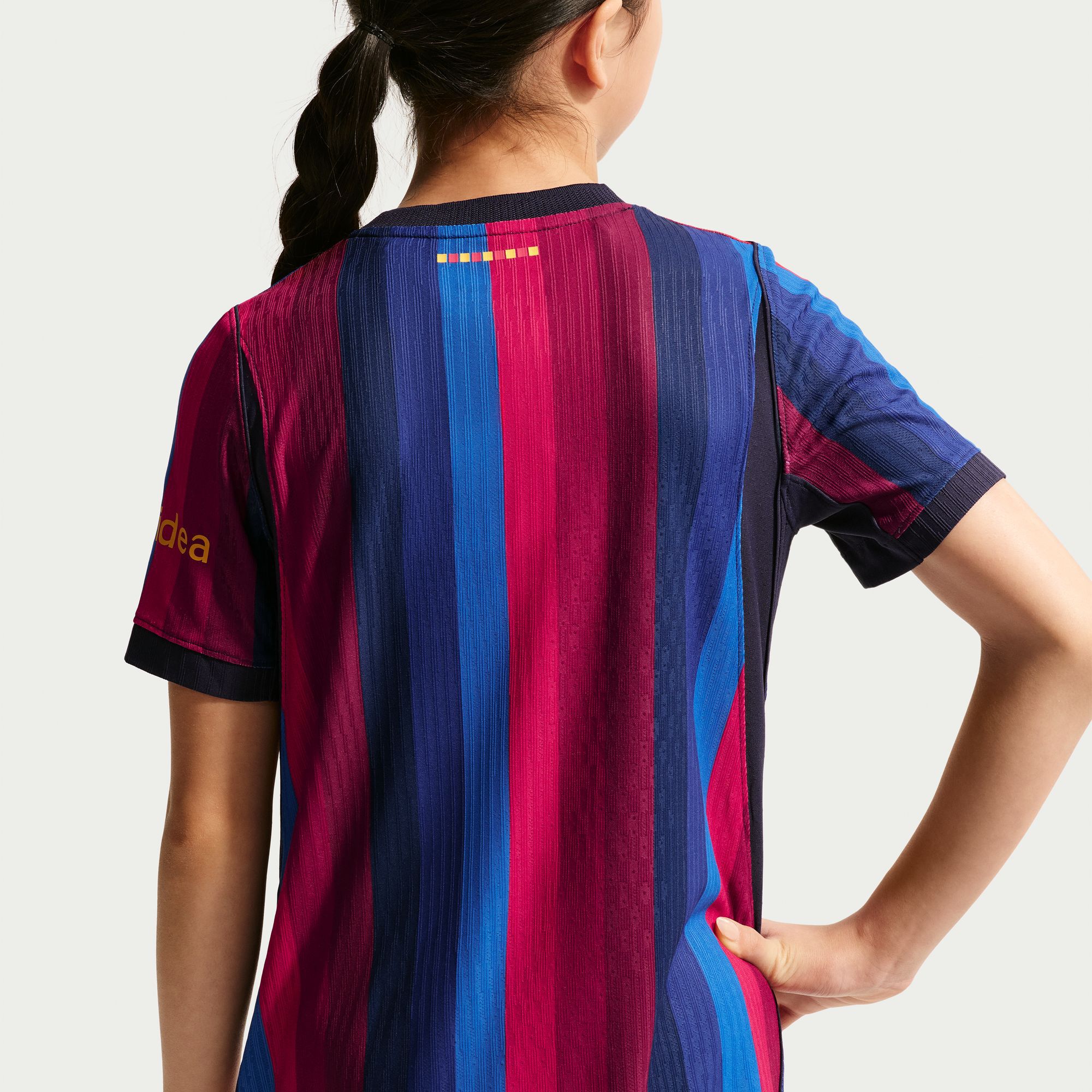 برشلونة 2026/27 ماتش الأساسي image number 8