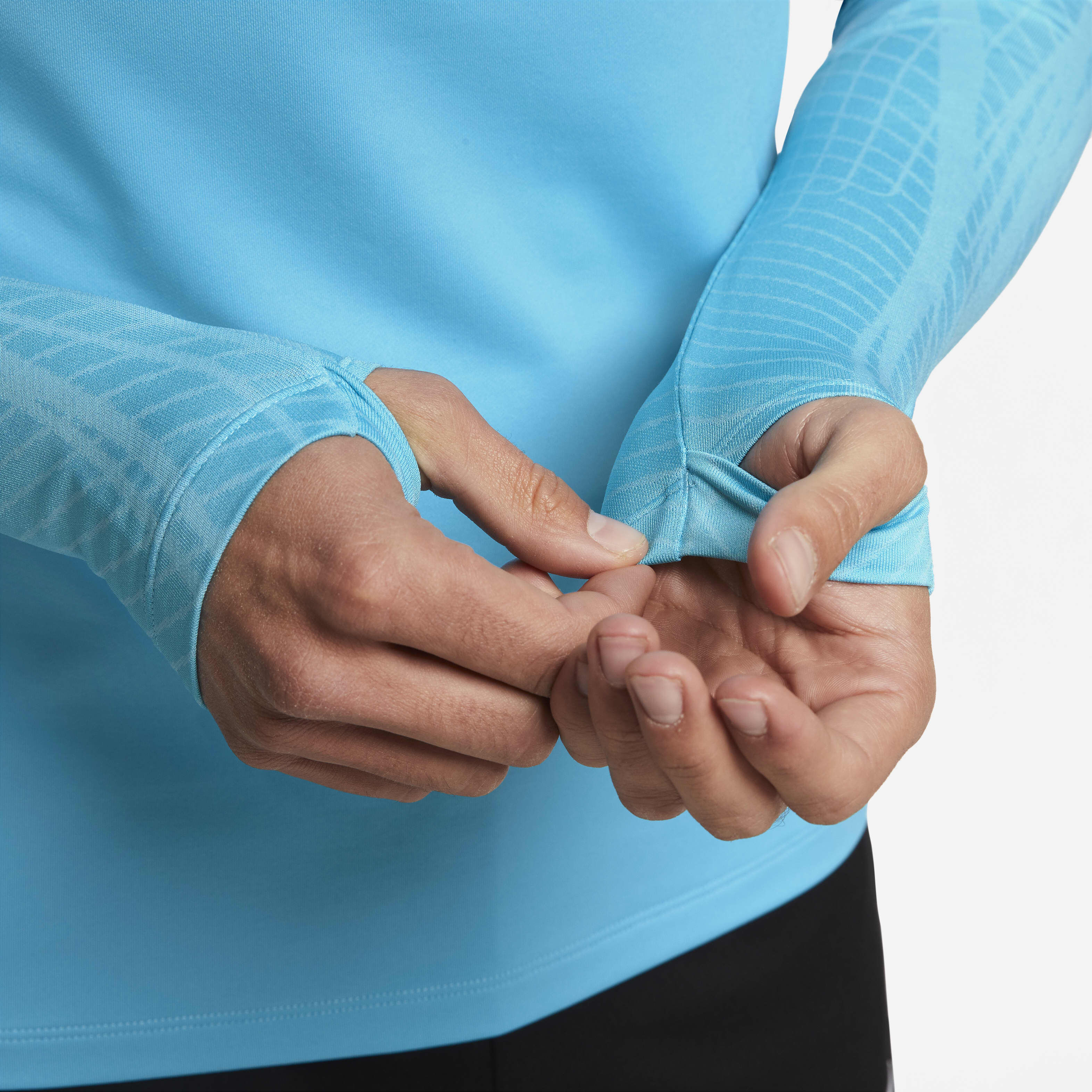 Nike Dri-FIT Strike image number 4