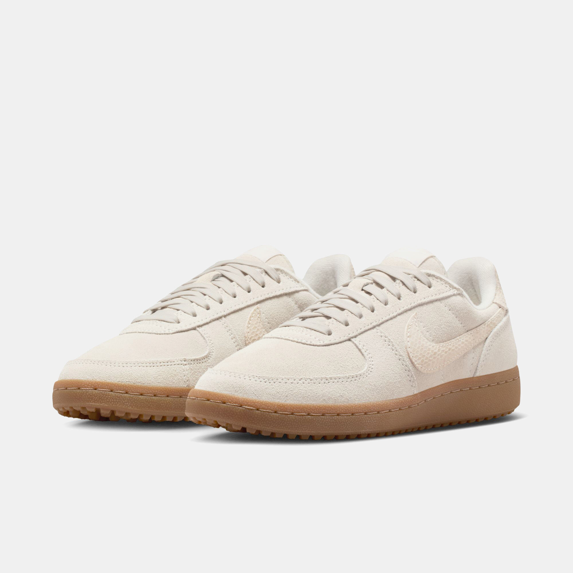 Nike Field General image number 2