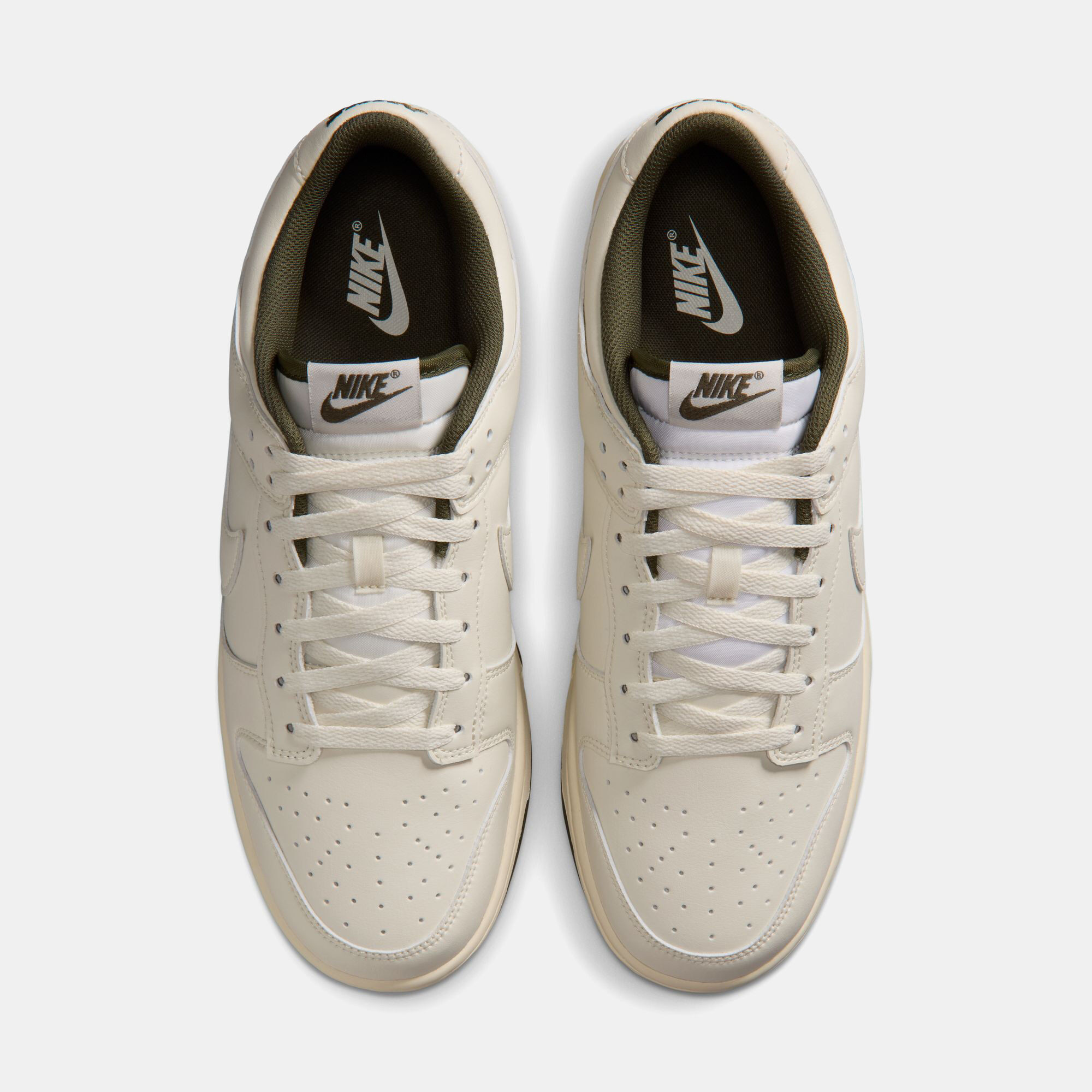 Nike Dunk Low Retro image number 3