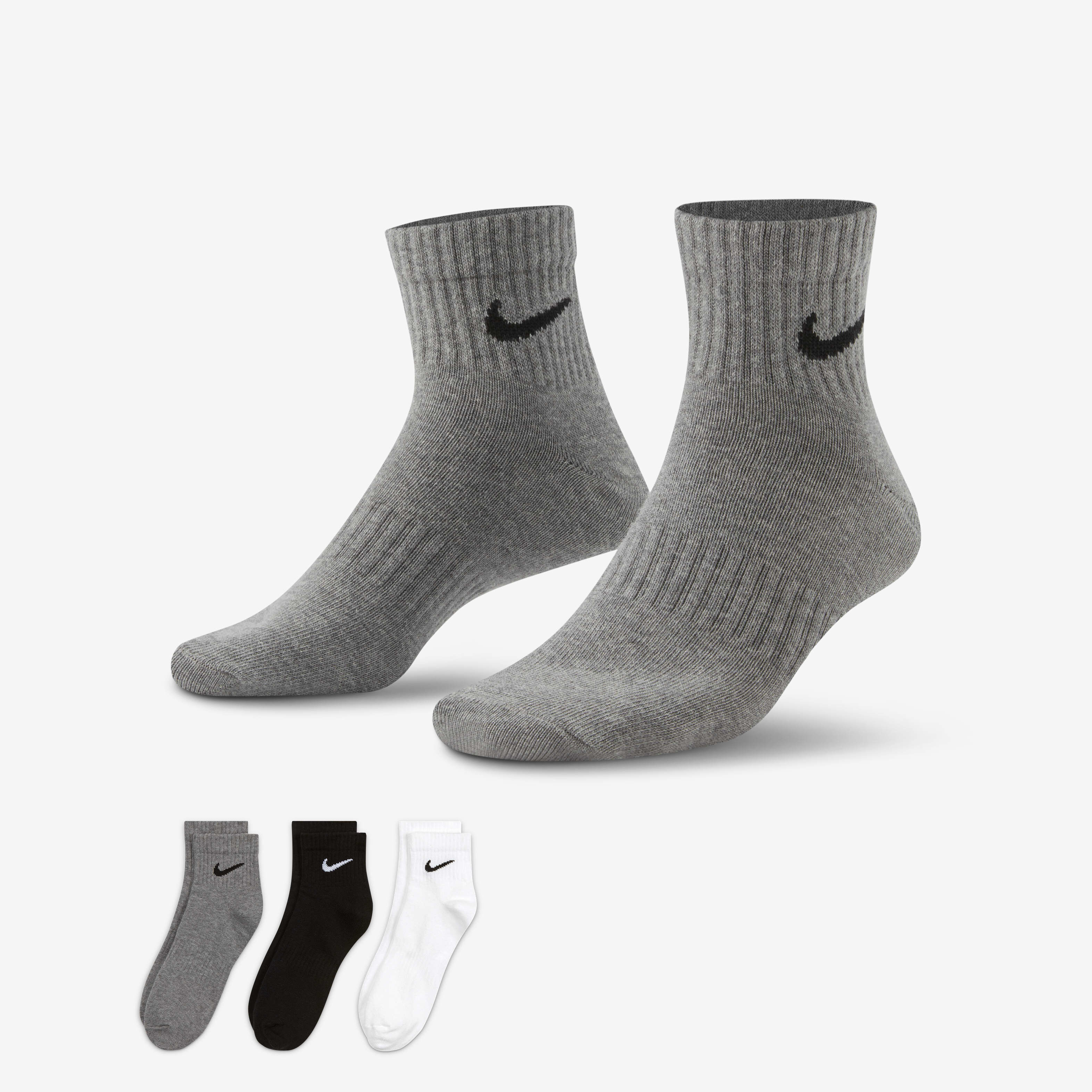Buy Nike Everyday Lightweight Training Ankle Socks 3 Pairs Nike Qatar Official
