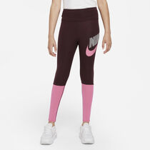 Nike Sportswear Favourites