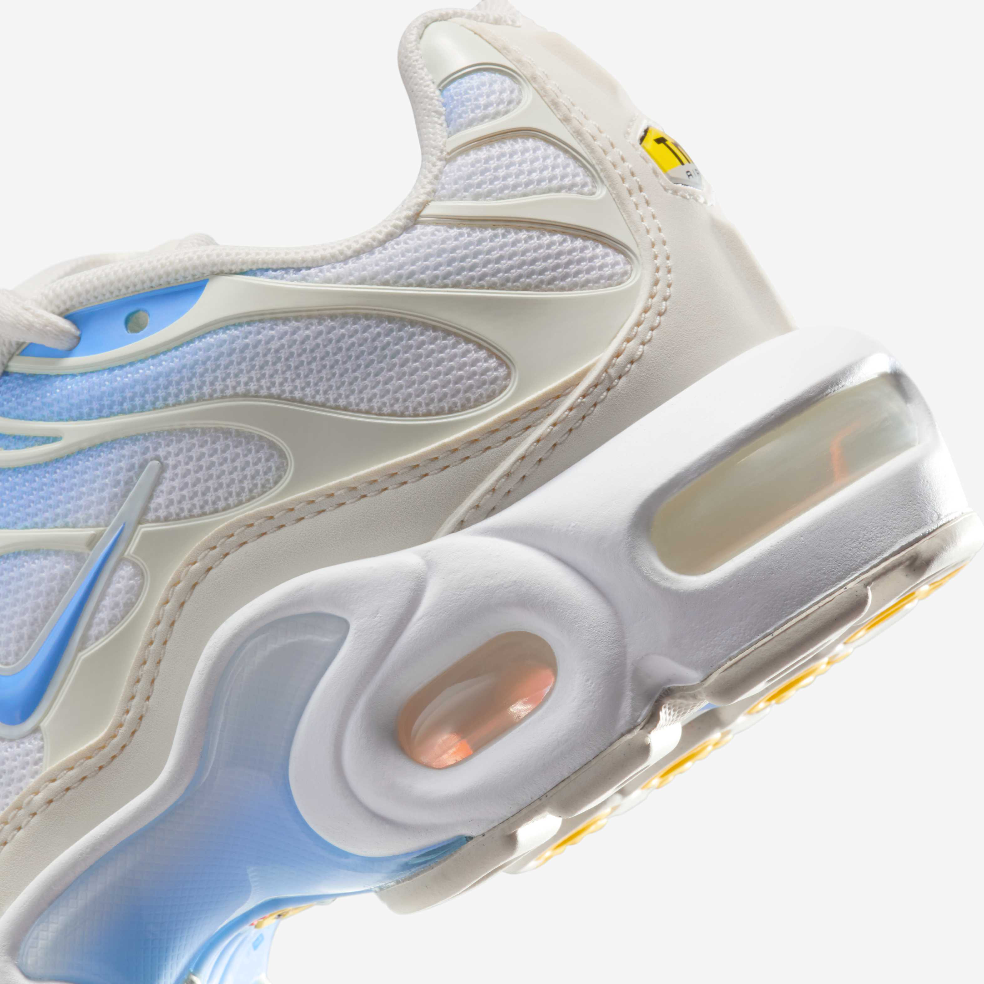 Nike Air Max Plus image number 7