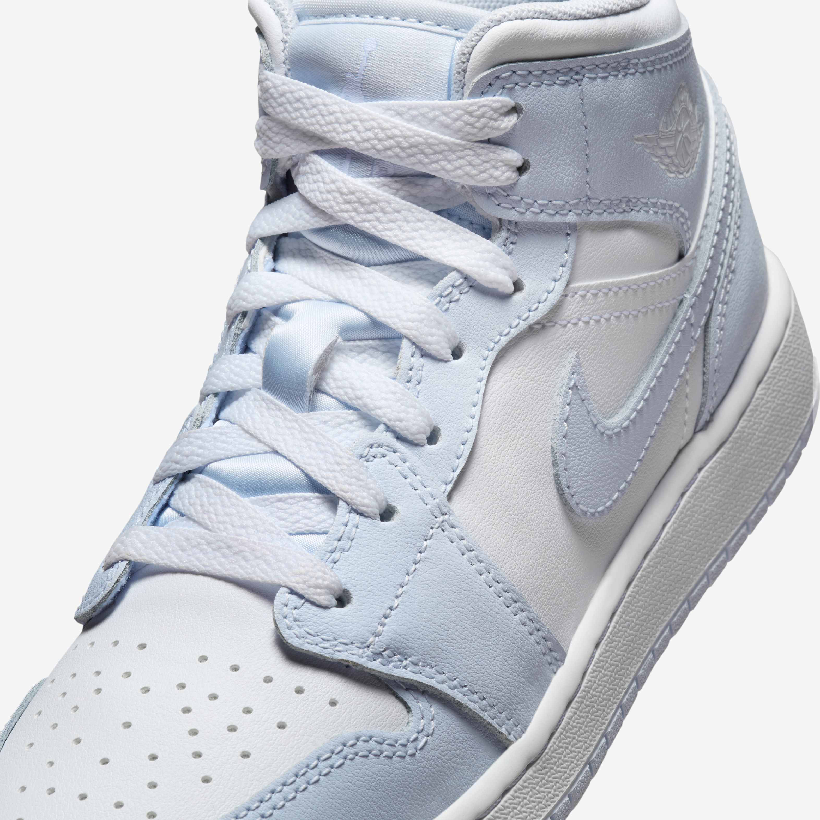 Air Jordan 1 Mid image number 6