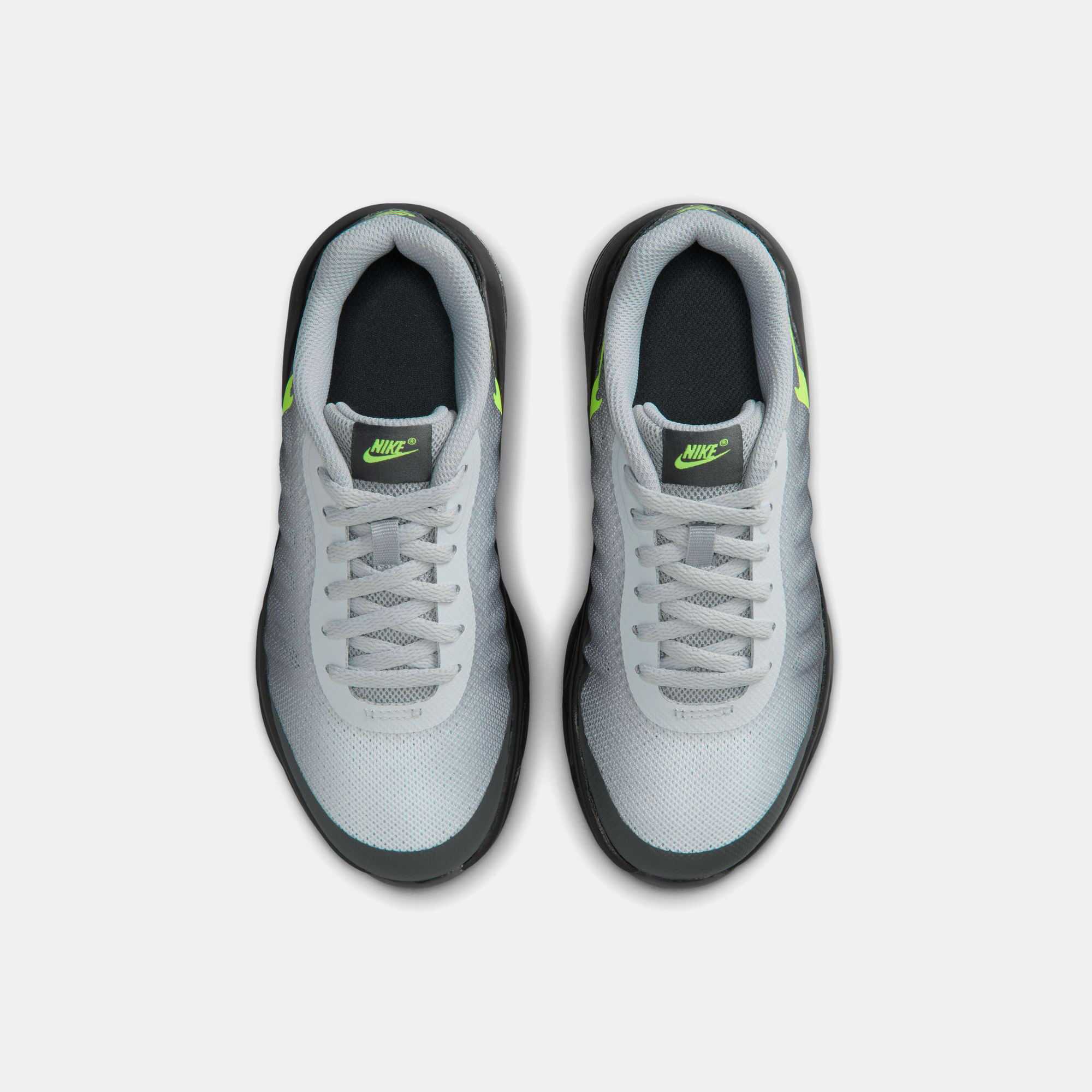 Nike Air Max Invigor image number 3