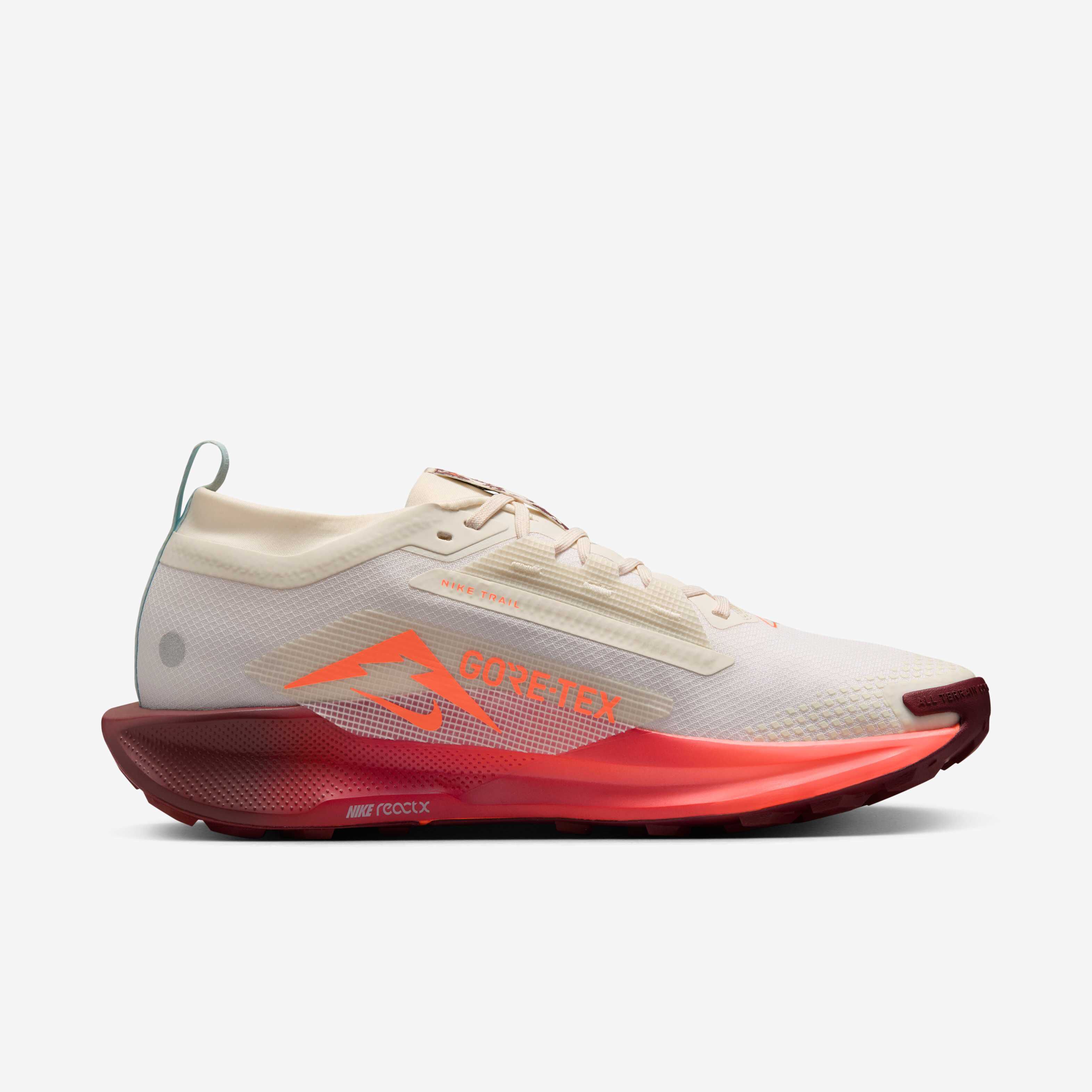 Nike Pegasus Trail 5 GORE-TEX image number 2