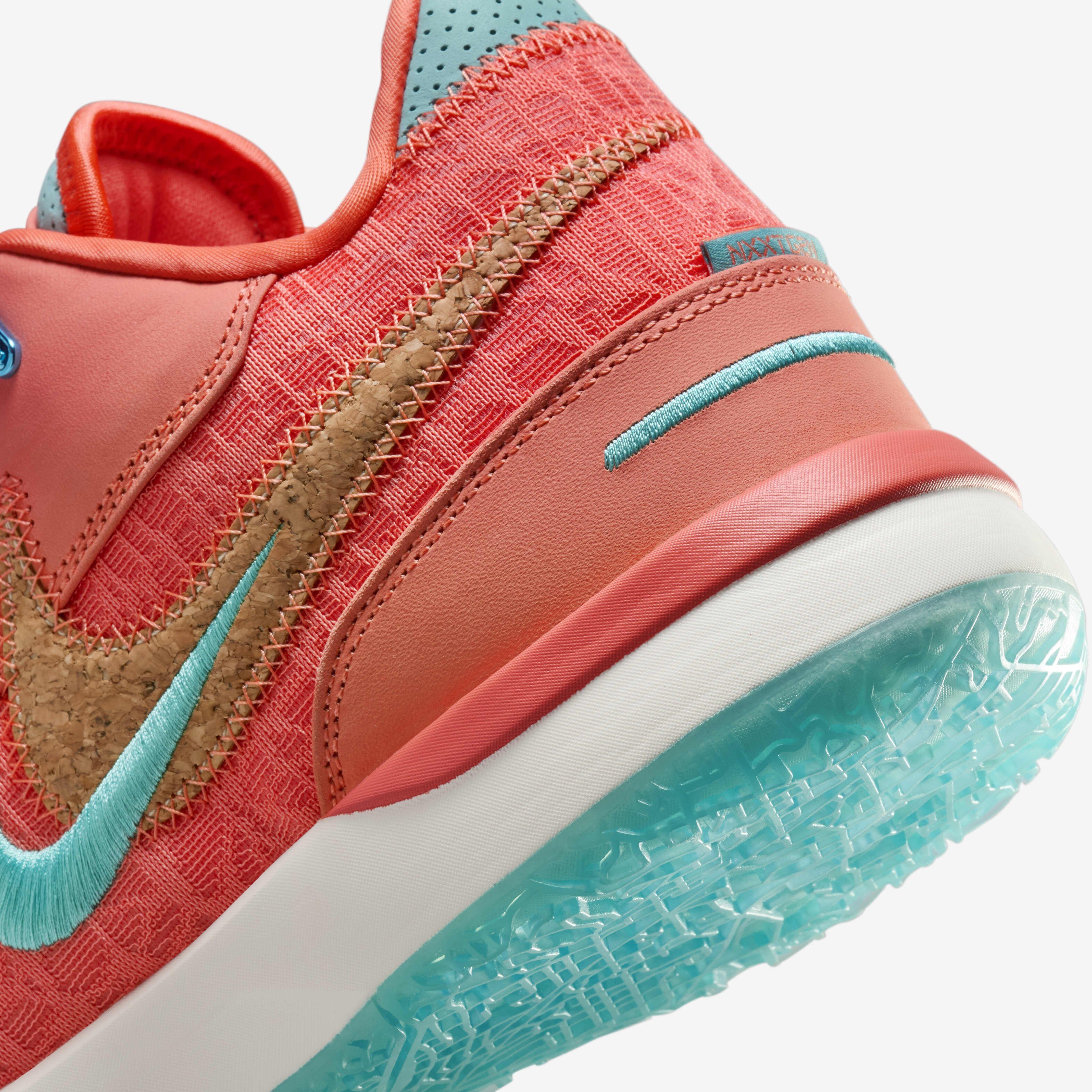 ليبرون NXXT جين AMPD image number 7