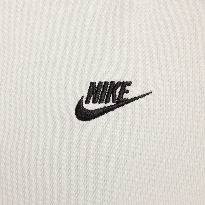 Nike Club image number 2 Nike Club image number 2