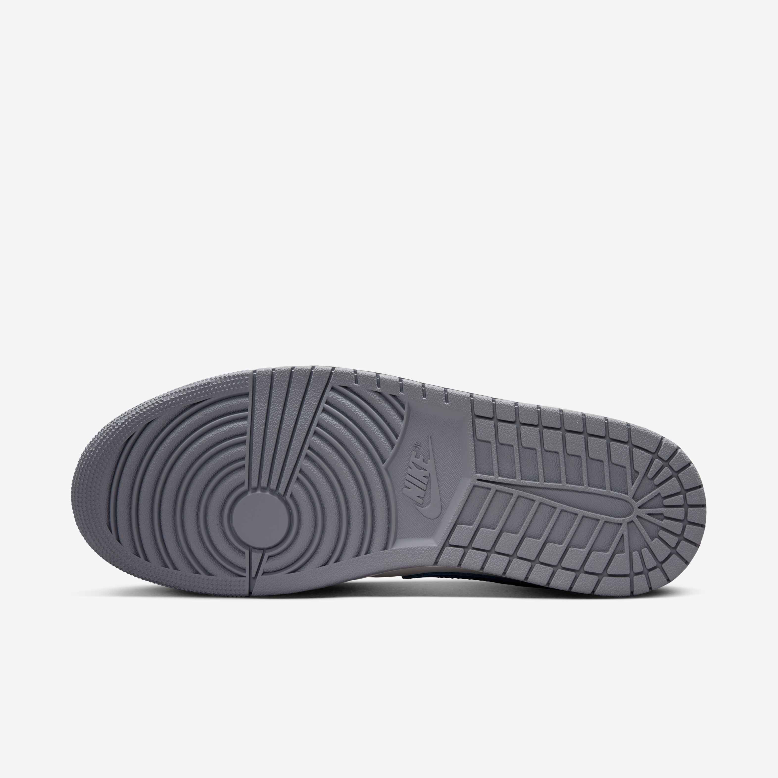 Air Jordan 1 Mid image number 1