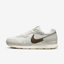 Nike Venture Runner