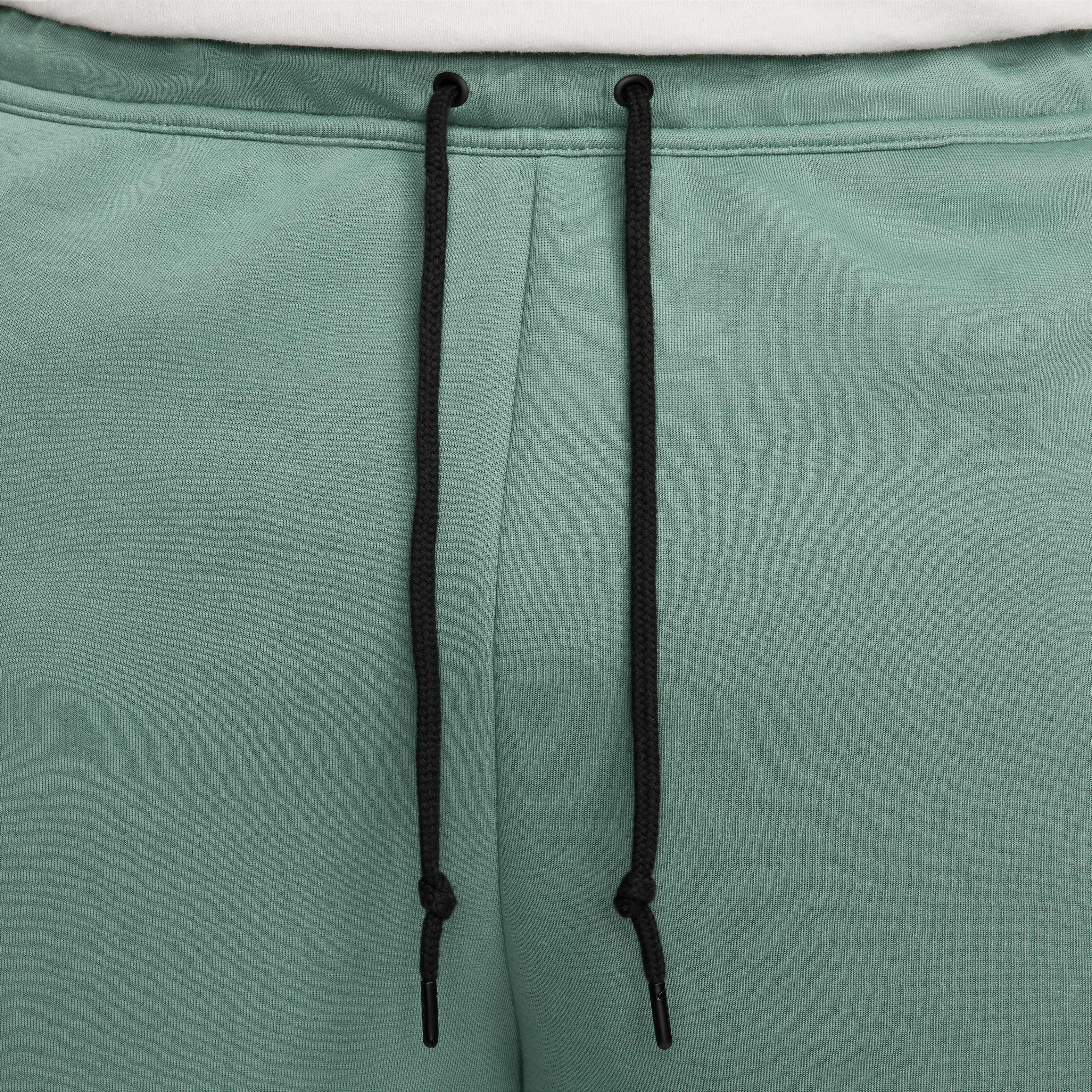 Nike Sportswear Tech Fleece image number 11