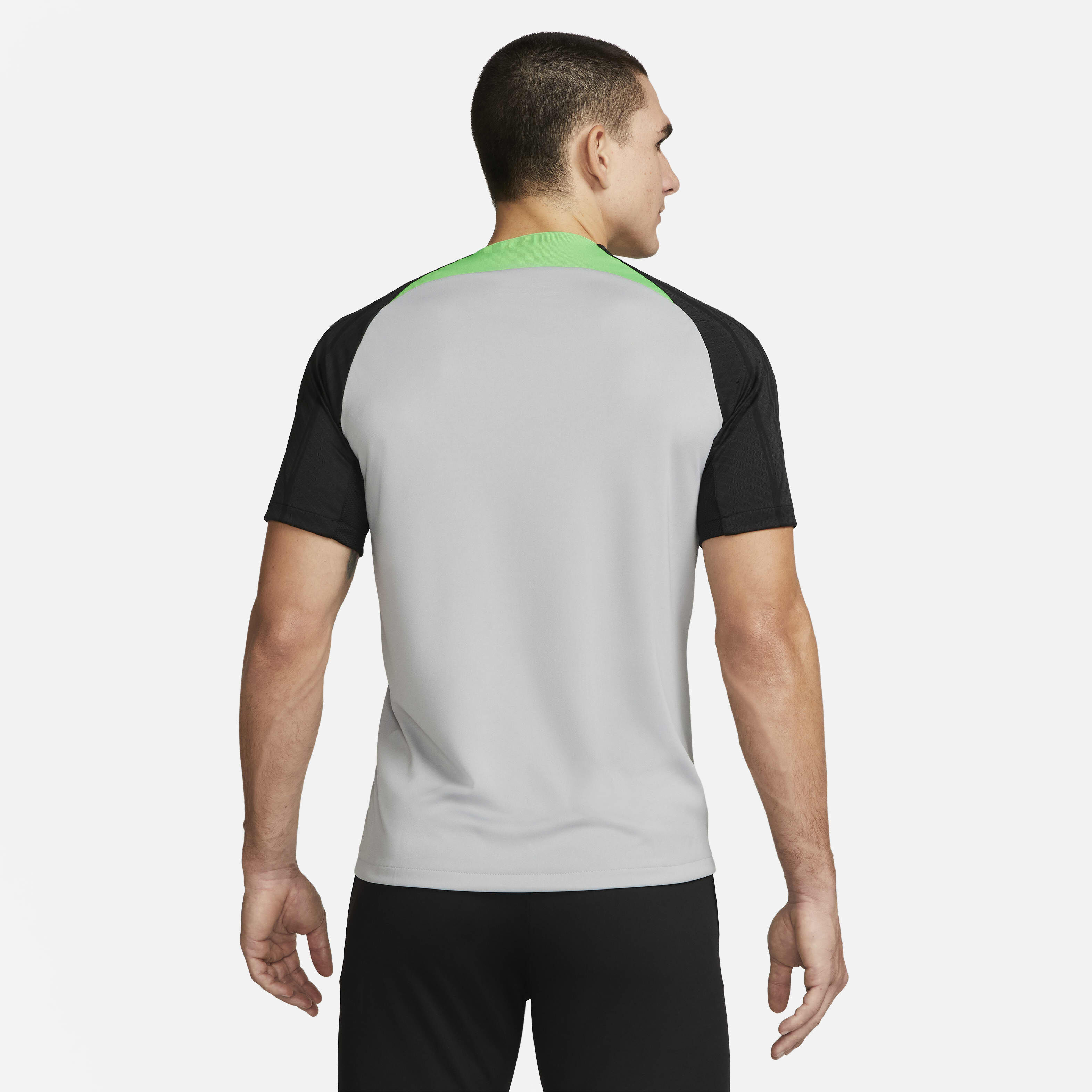 Liverpool F.C. Strike image number 1