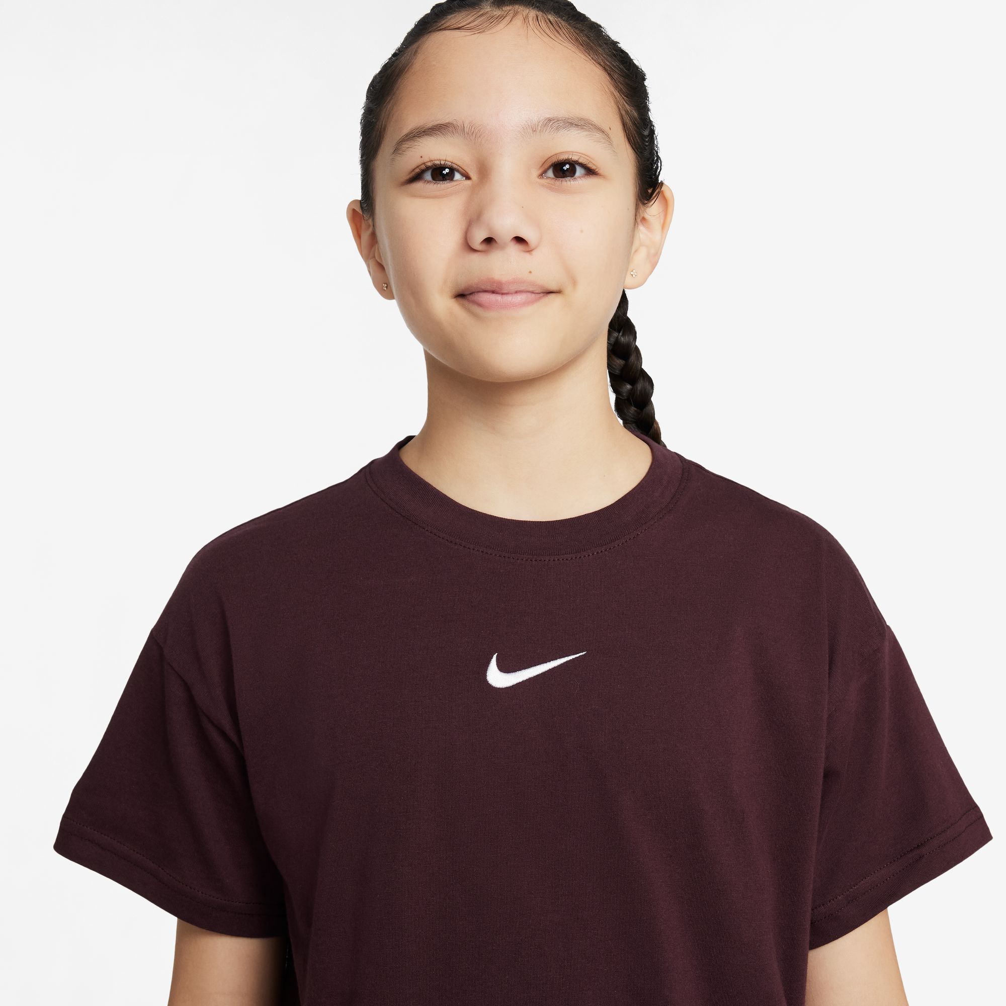 Nike Sportswear Essential image number 1