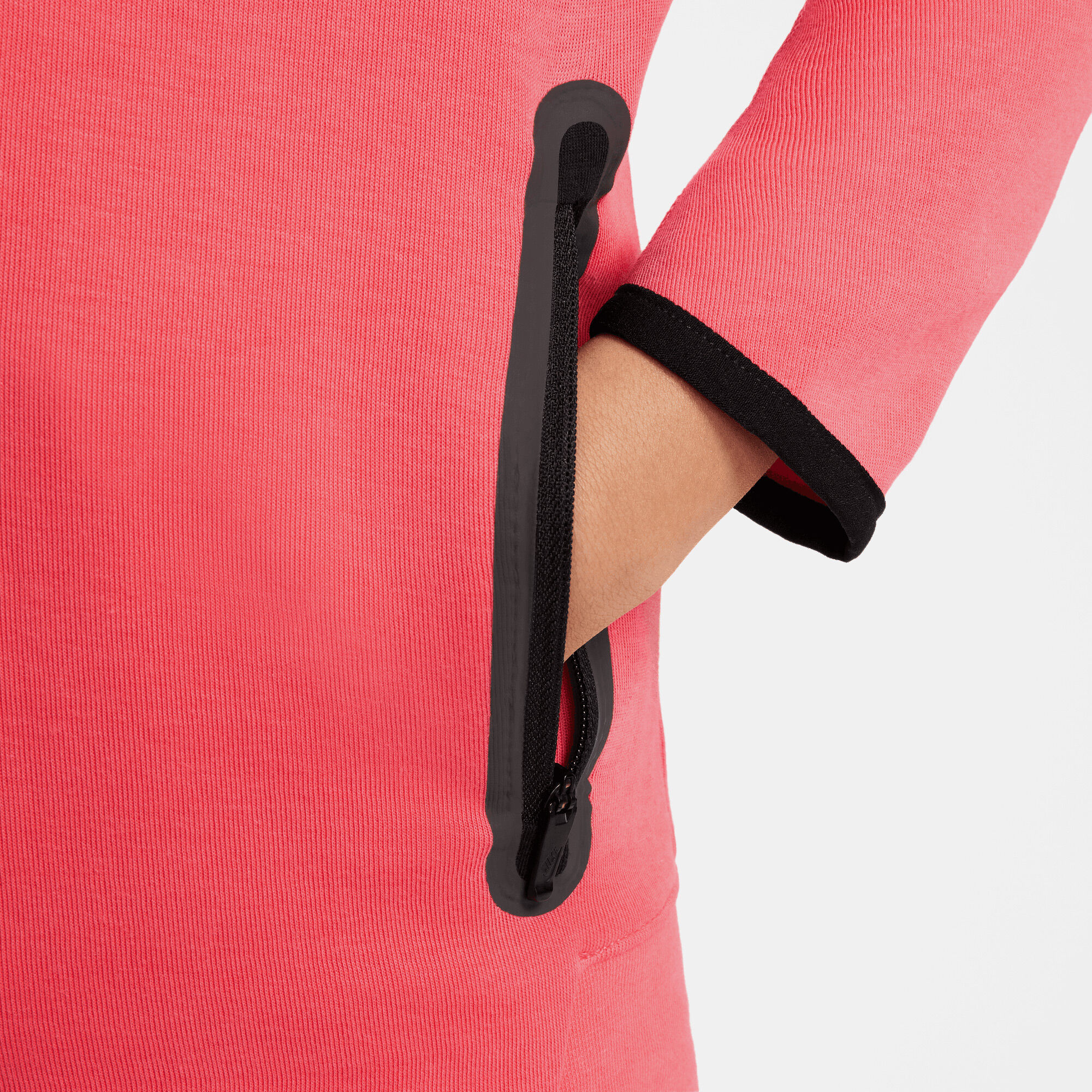 نايكي سبورتسوير image number 5