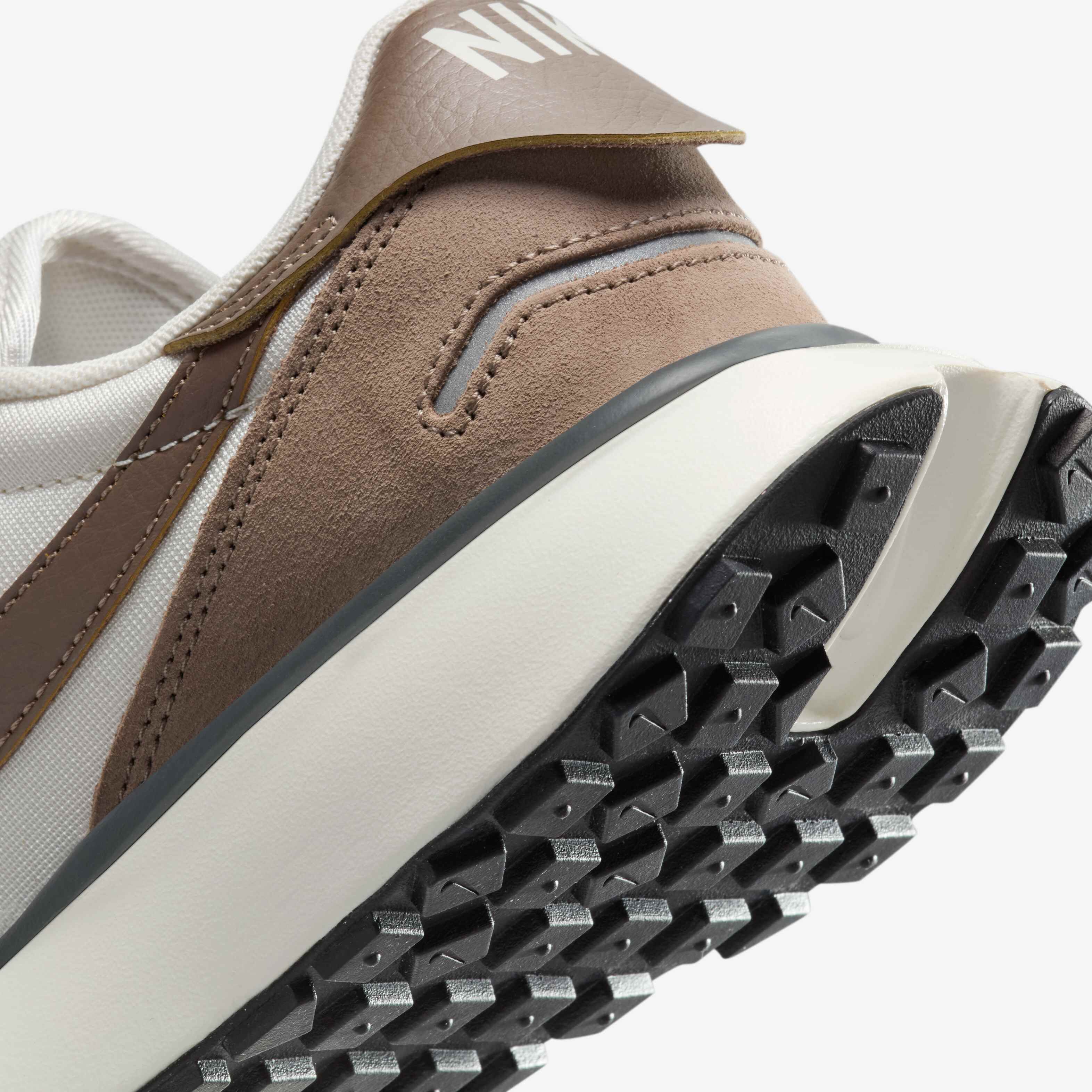 Nike Phoenix Waffle image number 7