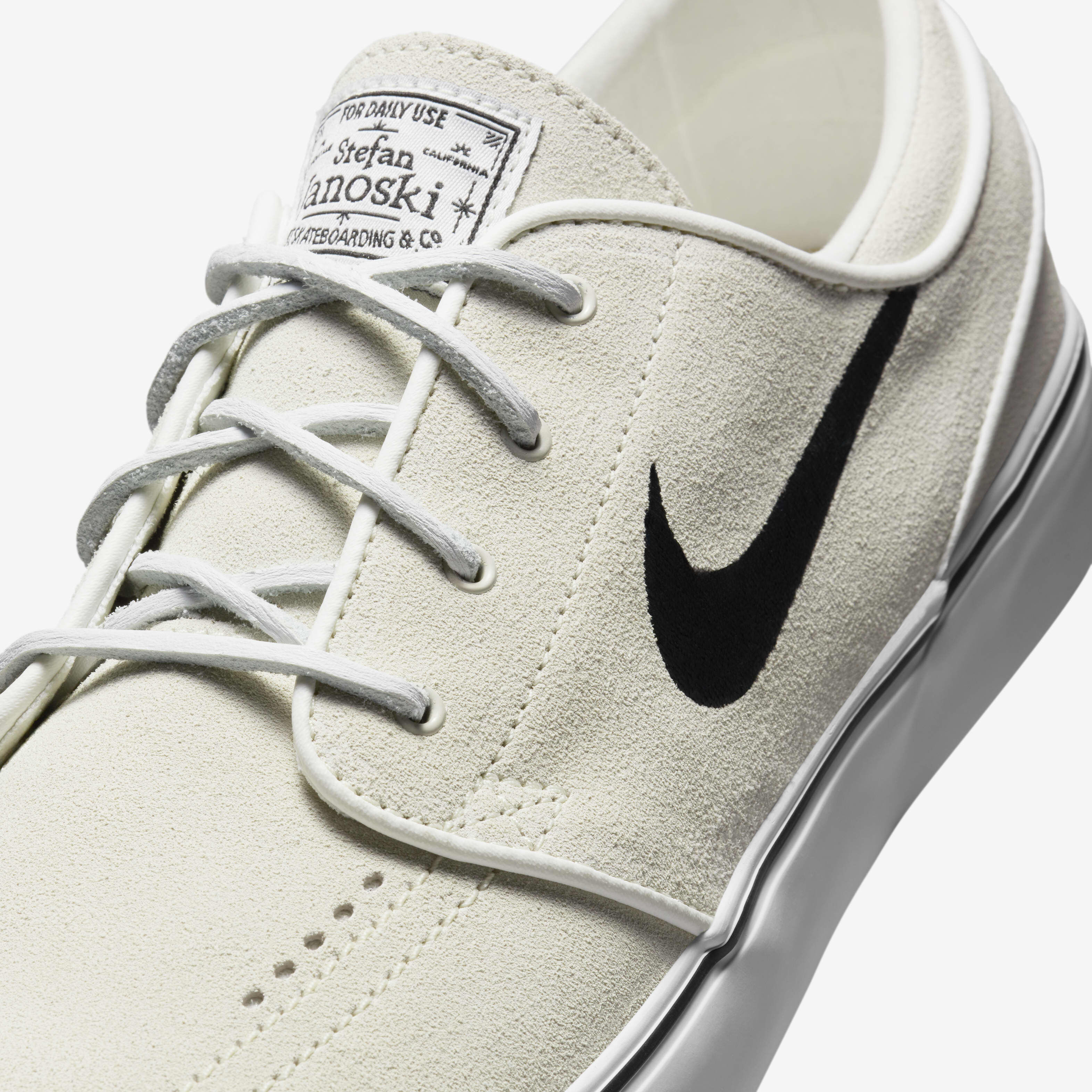 Buy Nike SB Zoom Janoski OG Skate Shoes Nike Qatar Official