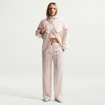 نايكي سبورتسوير