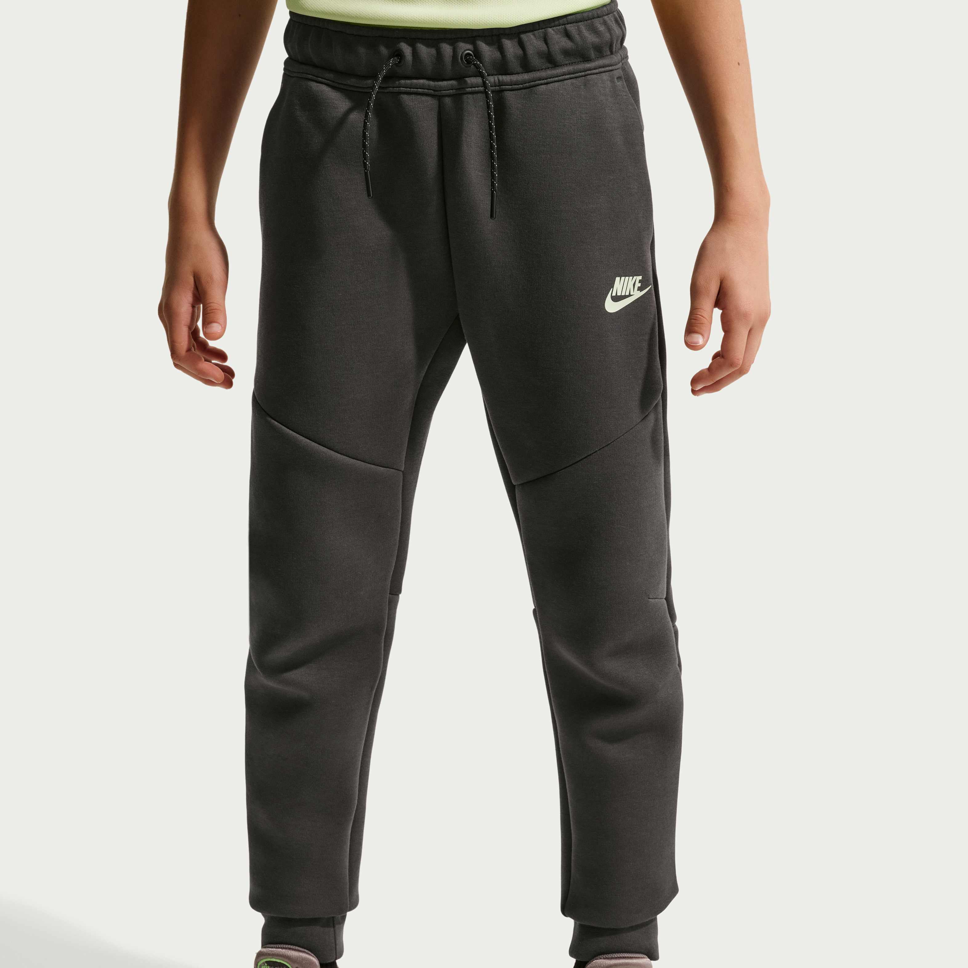 Nike Sportswear Tech Fleece image number 1