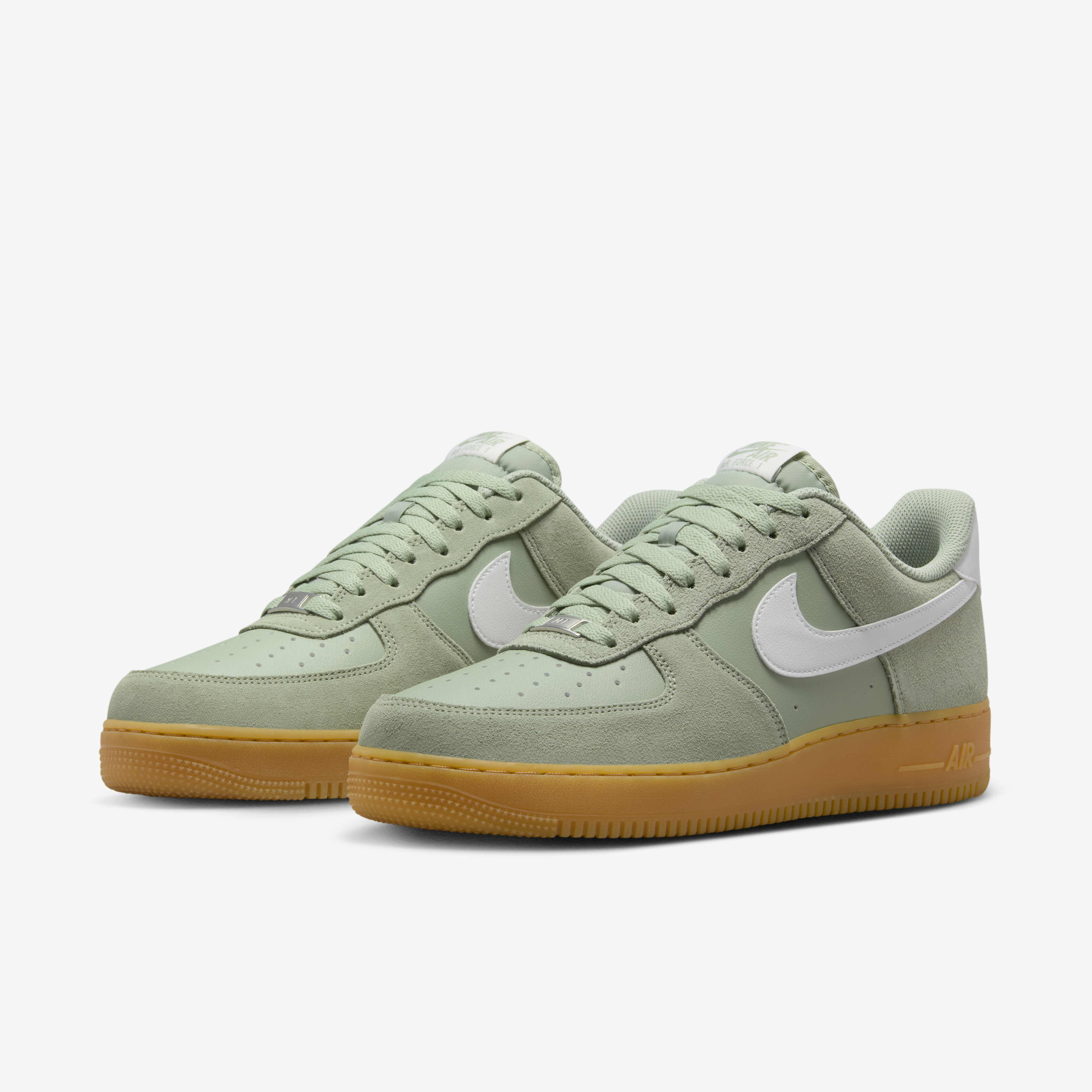 Nike Air Force 1 '07 LV8 image number 4