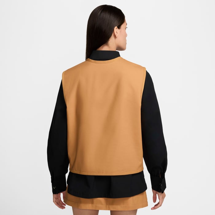 نايكي سبورتسوير ايسنشال image number 1 نايكي سبورتسوير ايسنشال image number 1