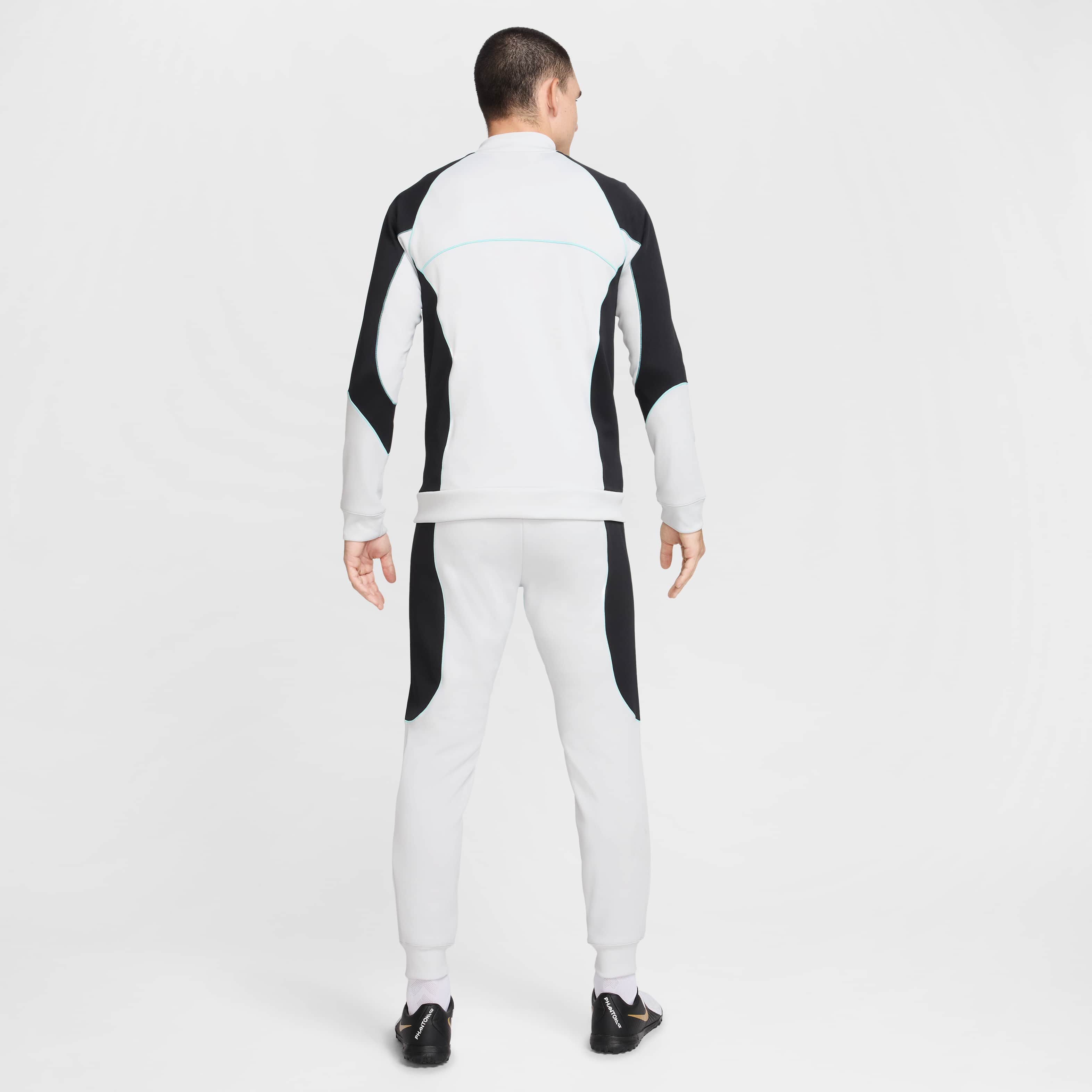 Nike Strike+ image number 1