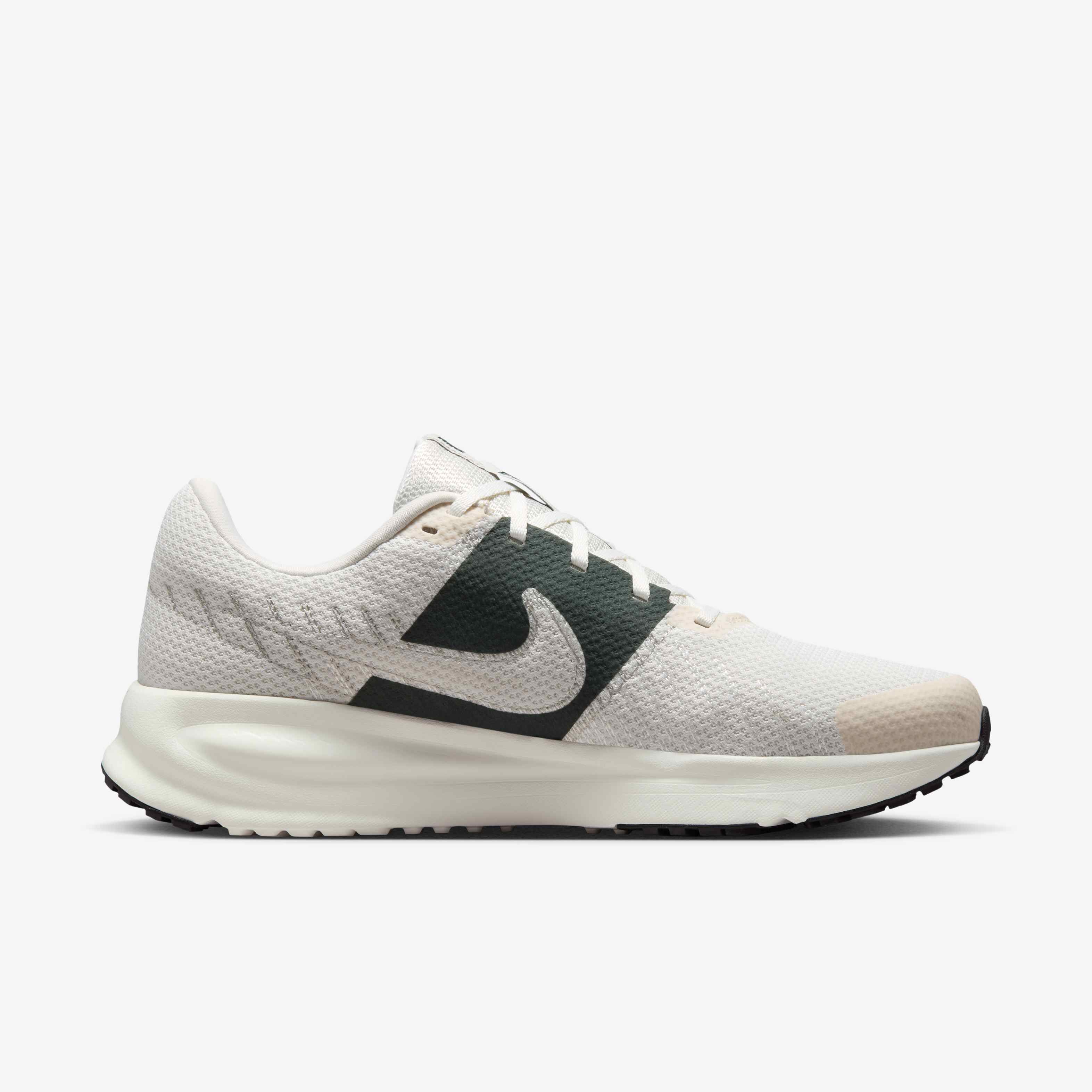 Nike Run Defy image number 2