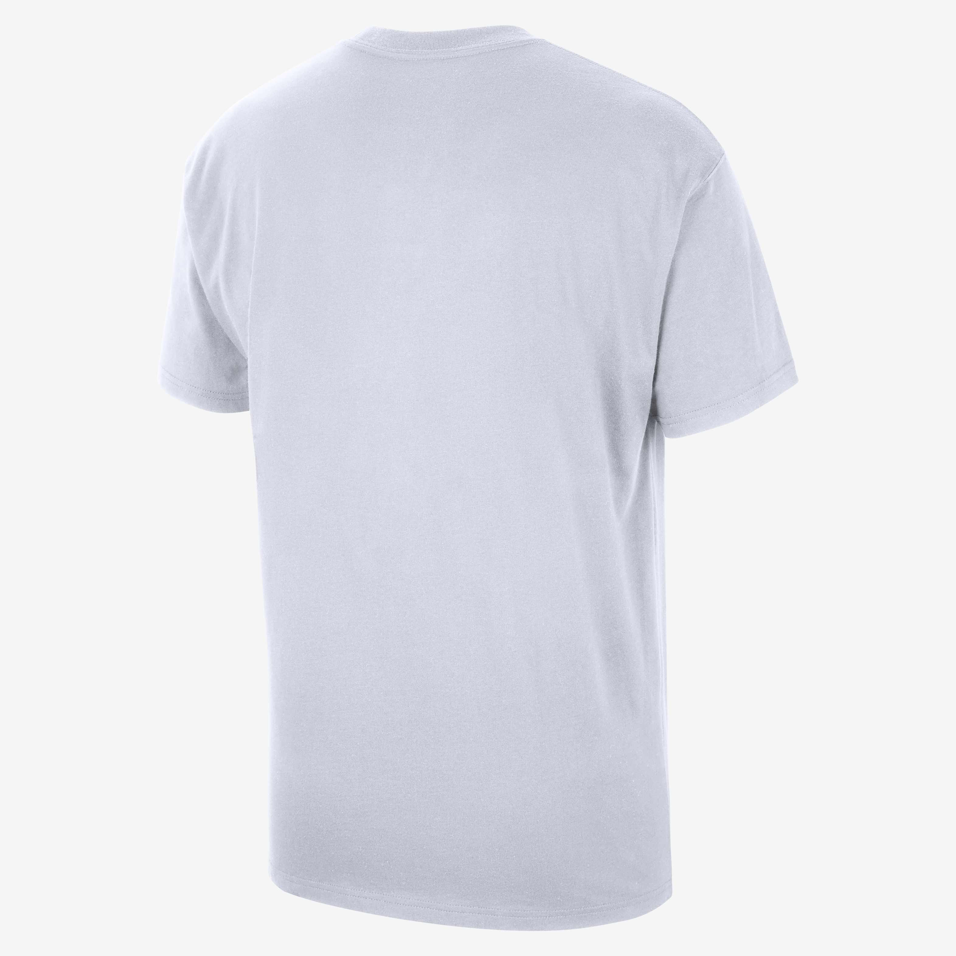 Los Angeles Lakers Courtside image number 1