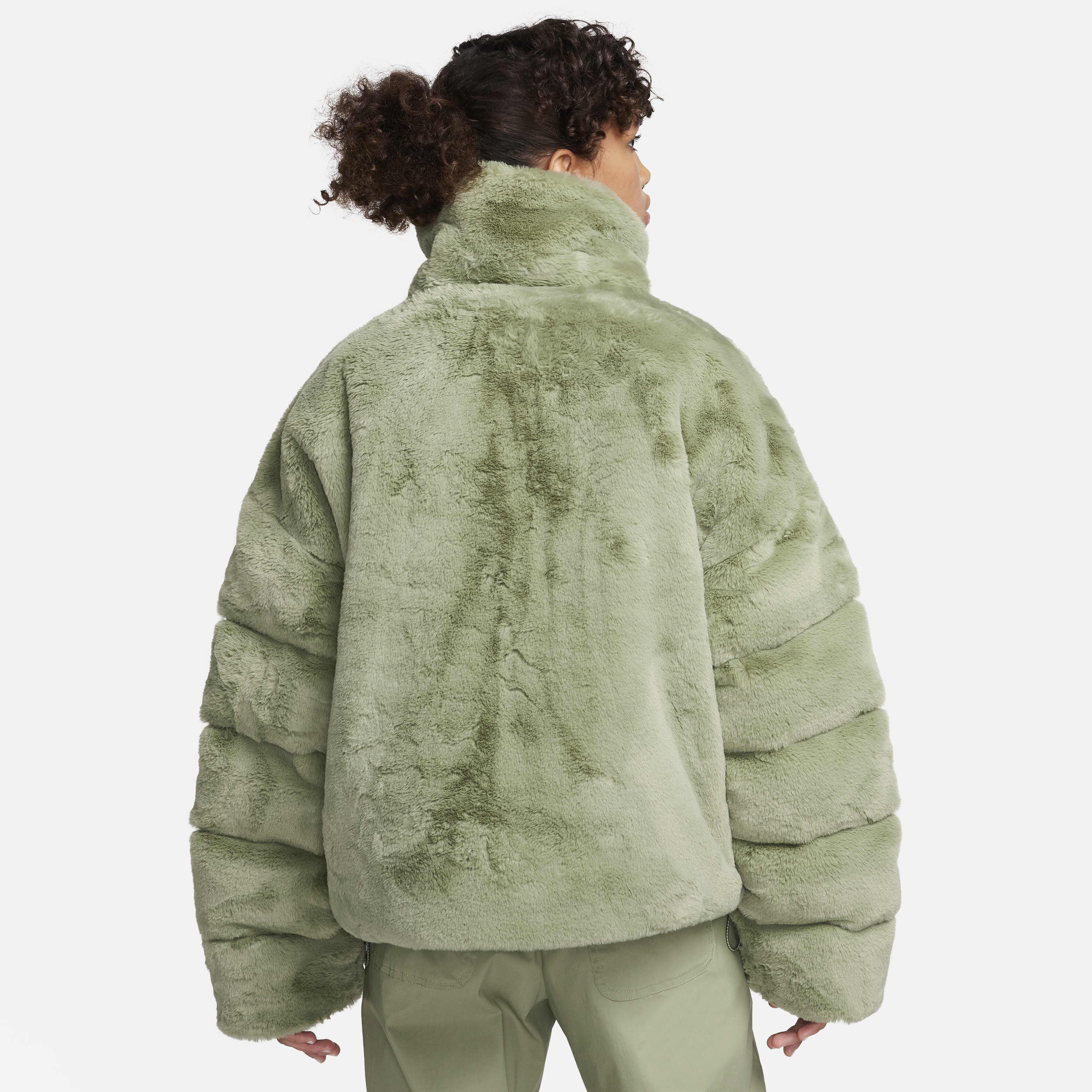 Nike Sportswear Essential image number 1