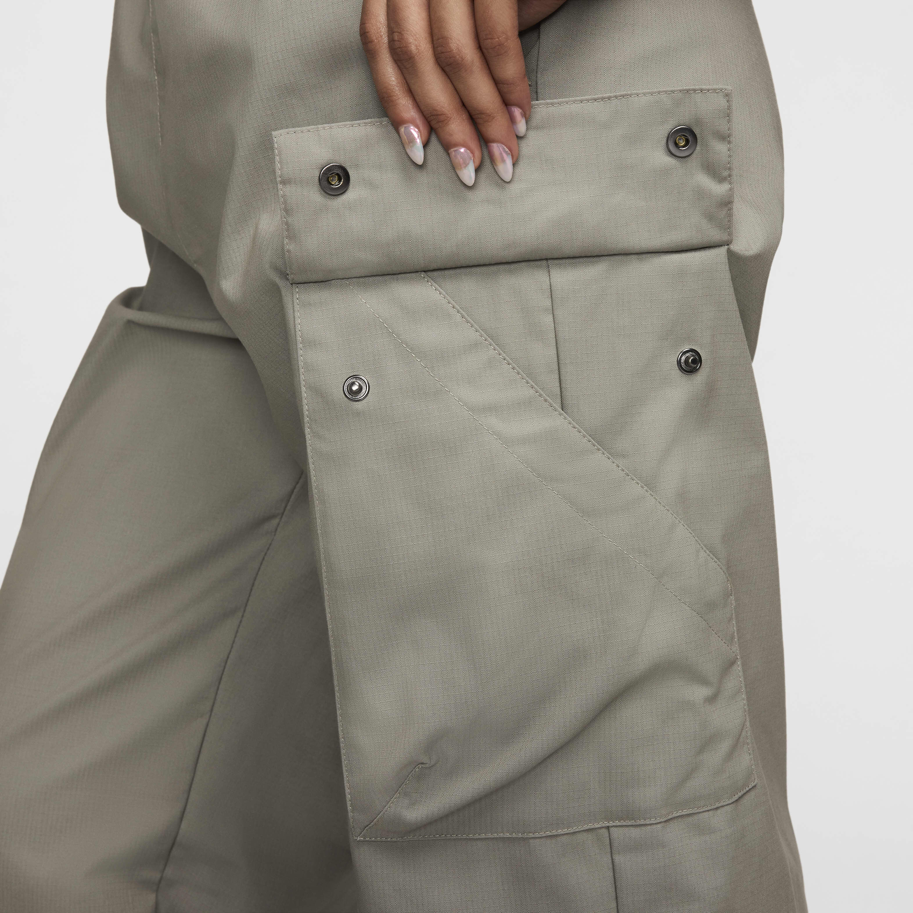 Nike Sportswear Everything Wovens image number 4