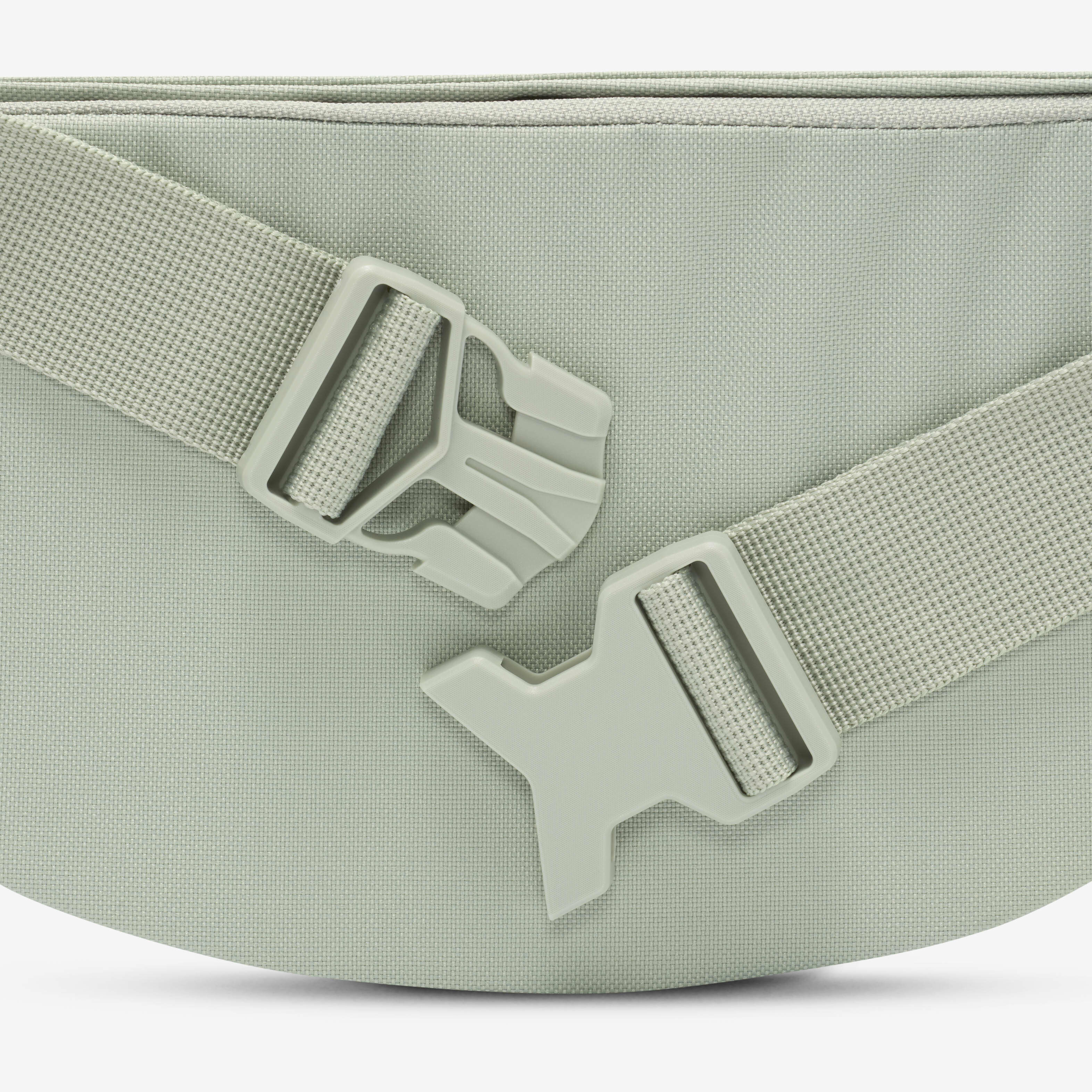 نايكي هيرتج image number 5