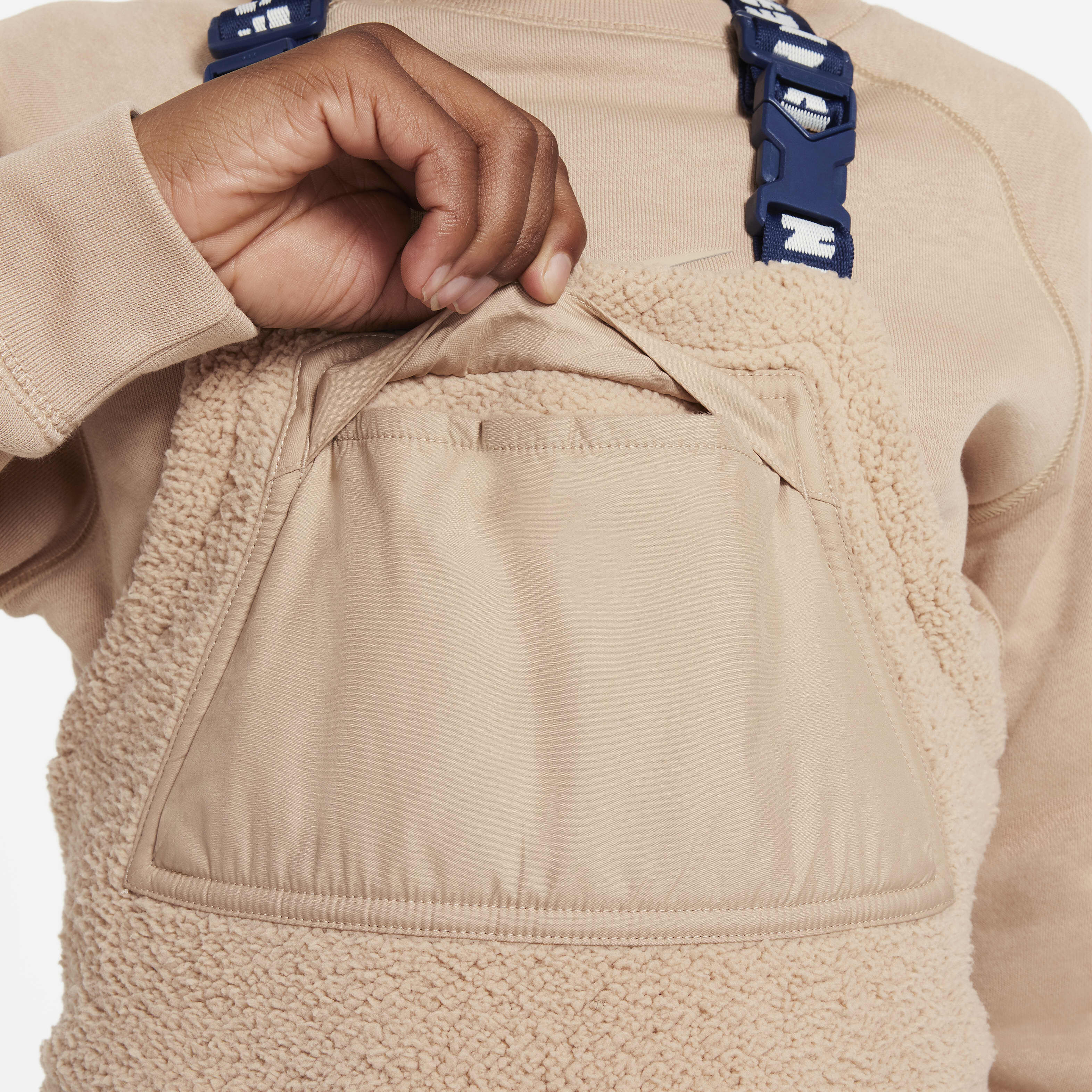 نايكي سبورتسوير image number 3