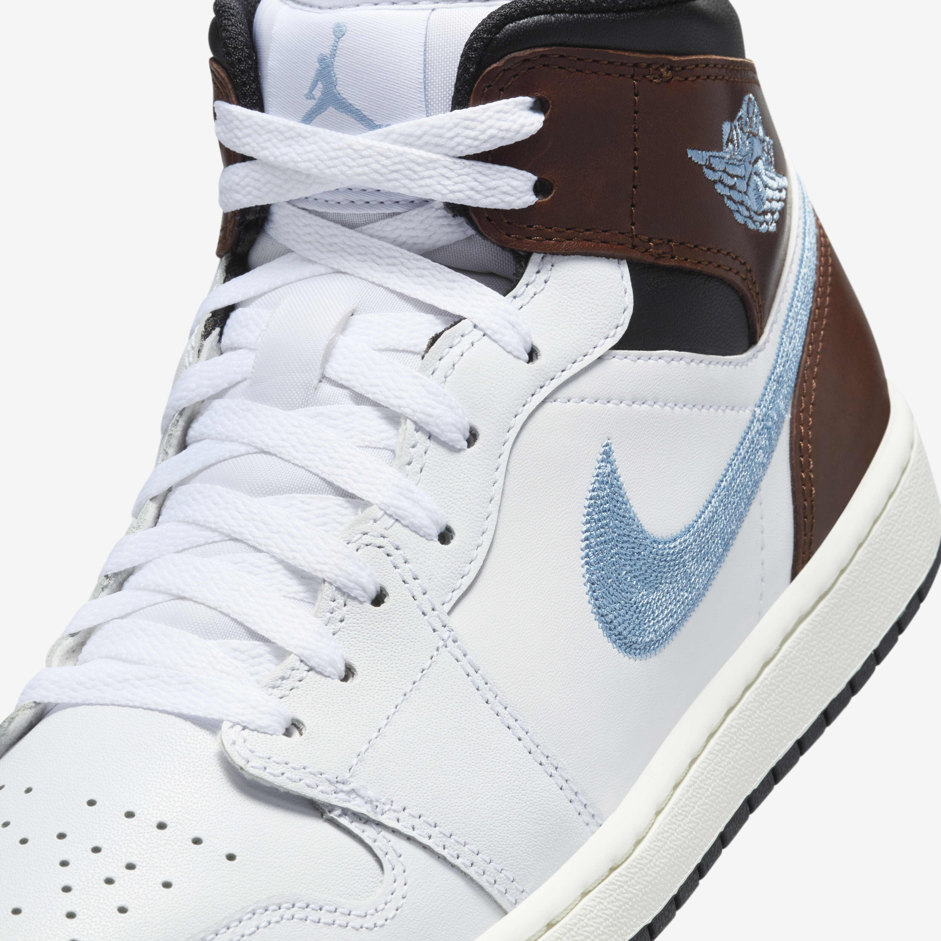 Air Jordan 1 Mid SE image number 6