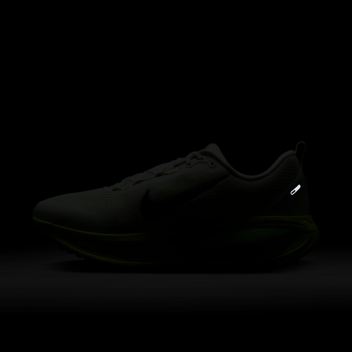 Nike Vomero 18 image number 10 Nike Vomero 18 image number 10