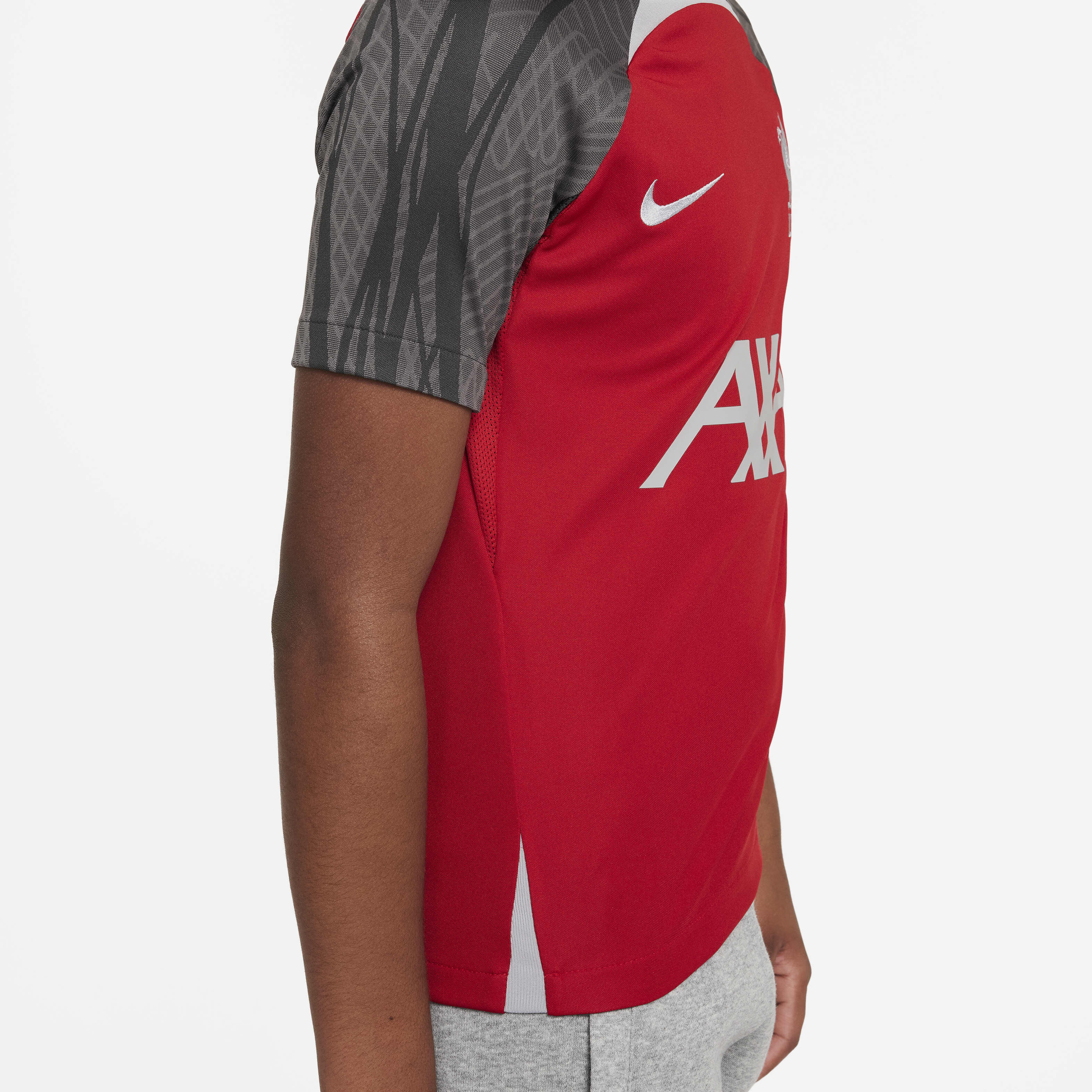 ليفربول F.C. سترايك image number 3