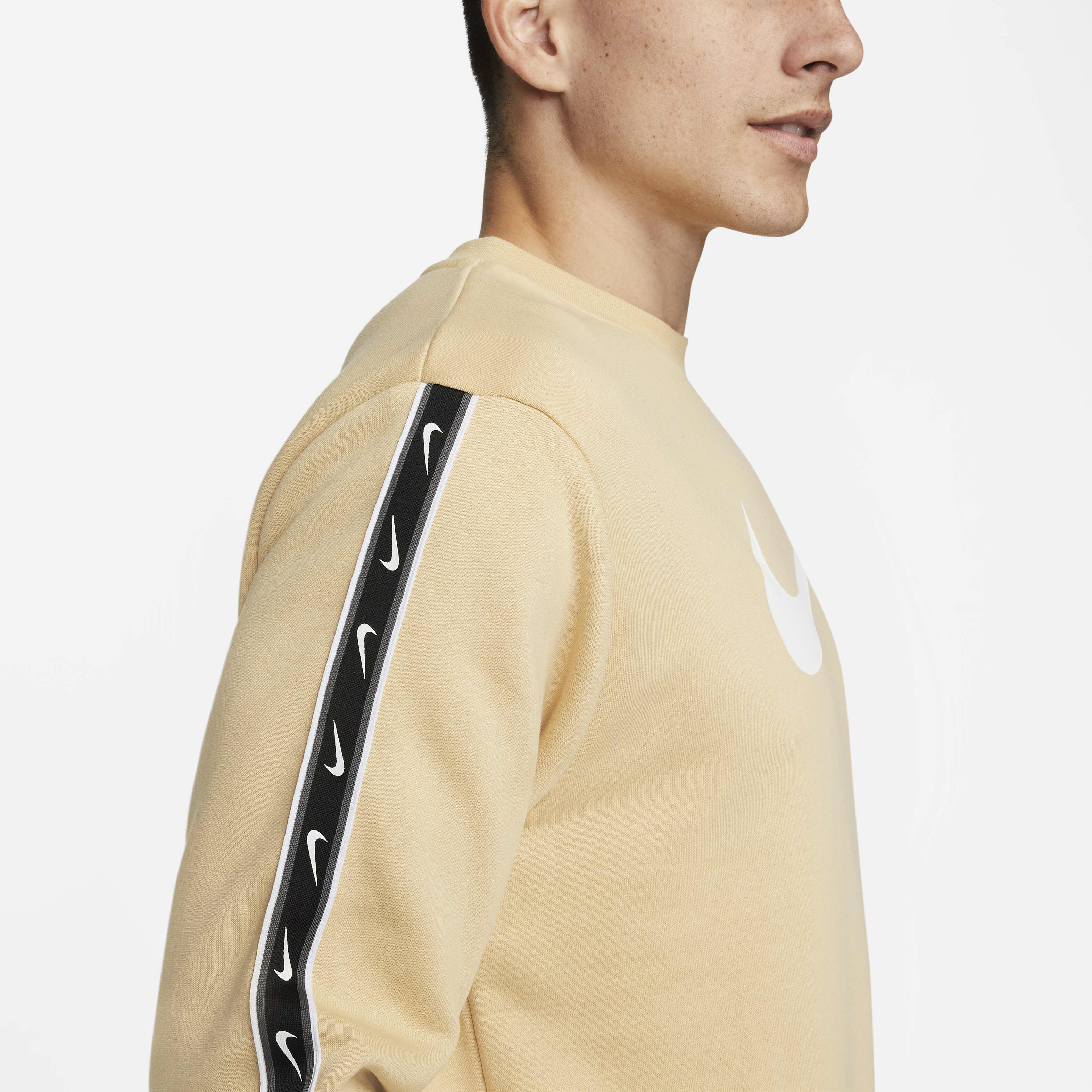 نايكي سبورتسوير ريبيت image number 3