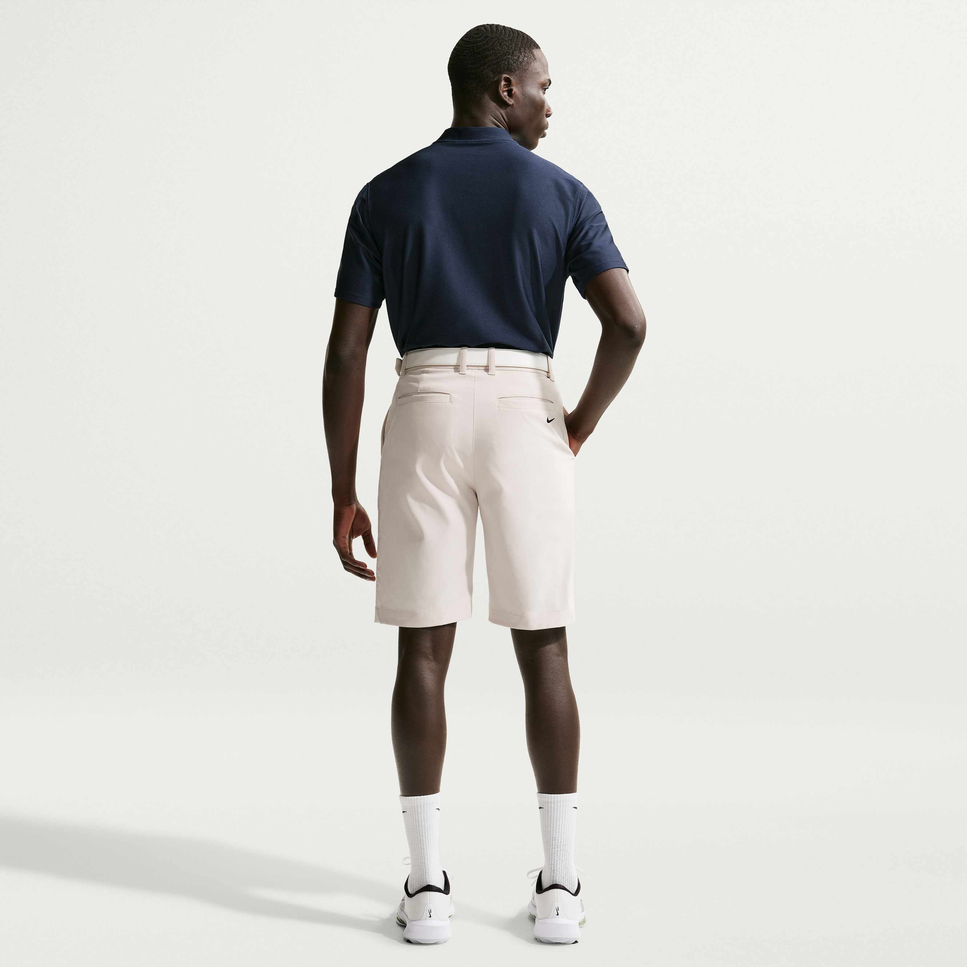 نايكي فيلوستي image number 4