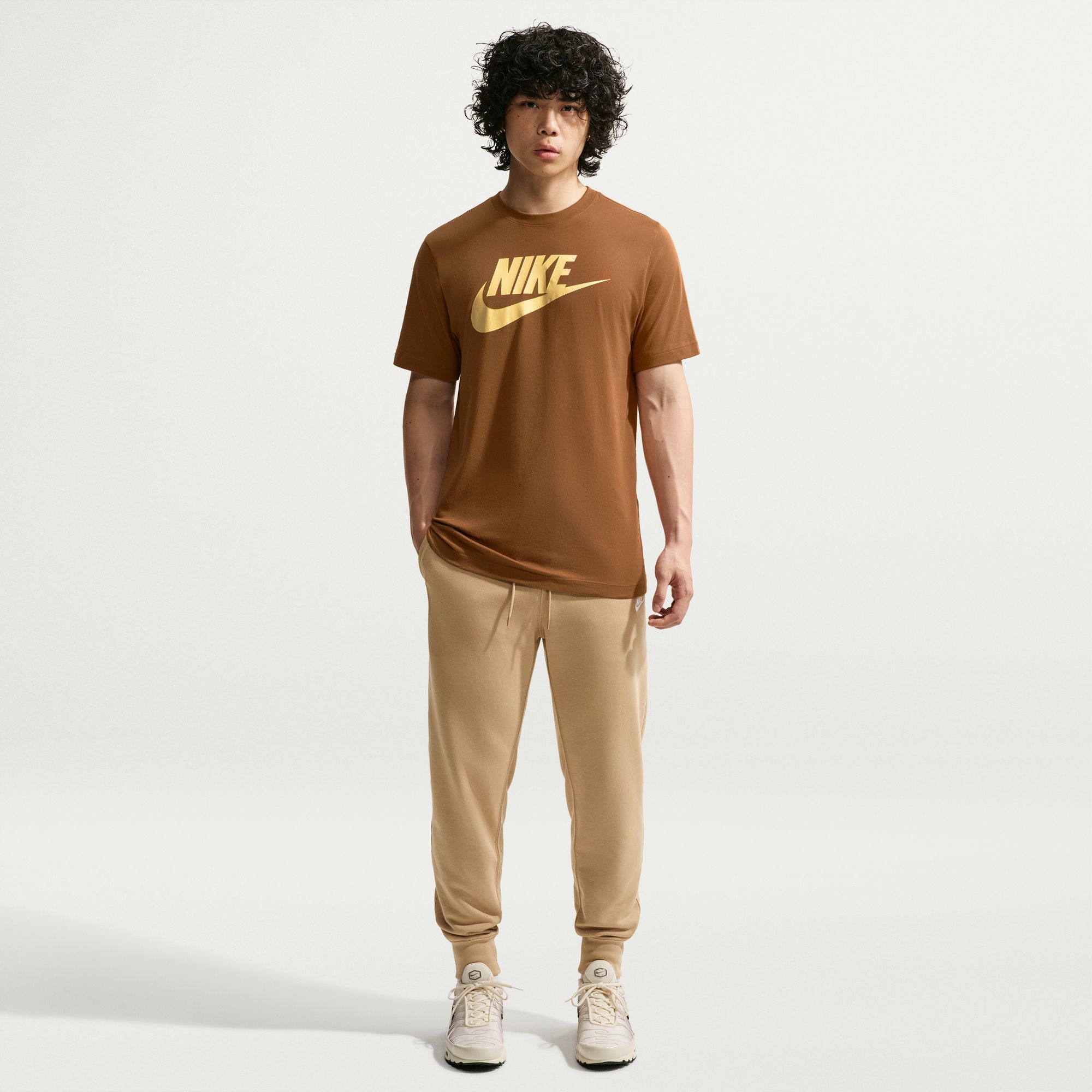 Nike Sportswear image number 0