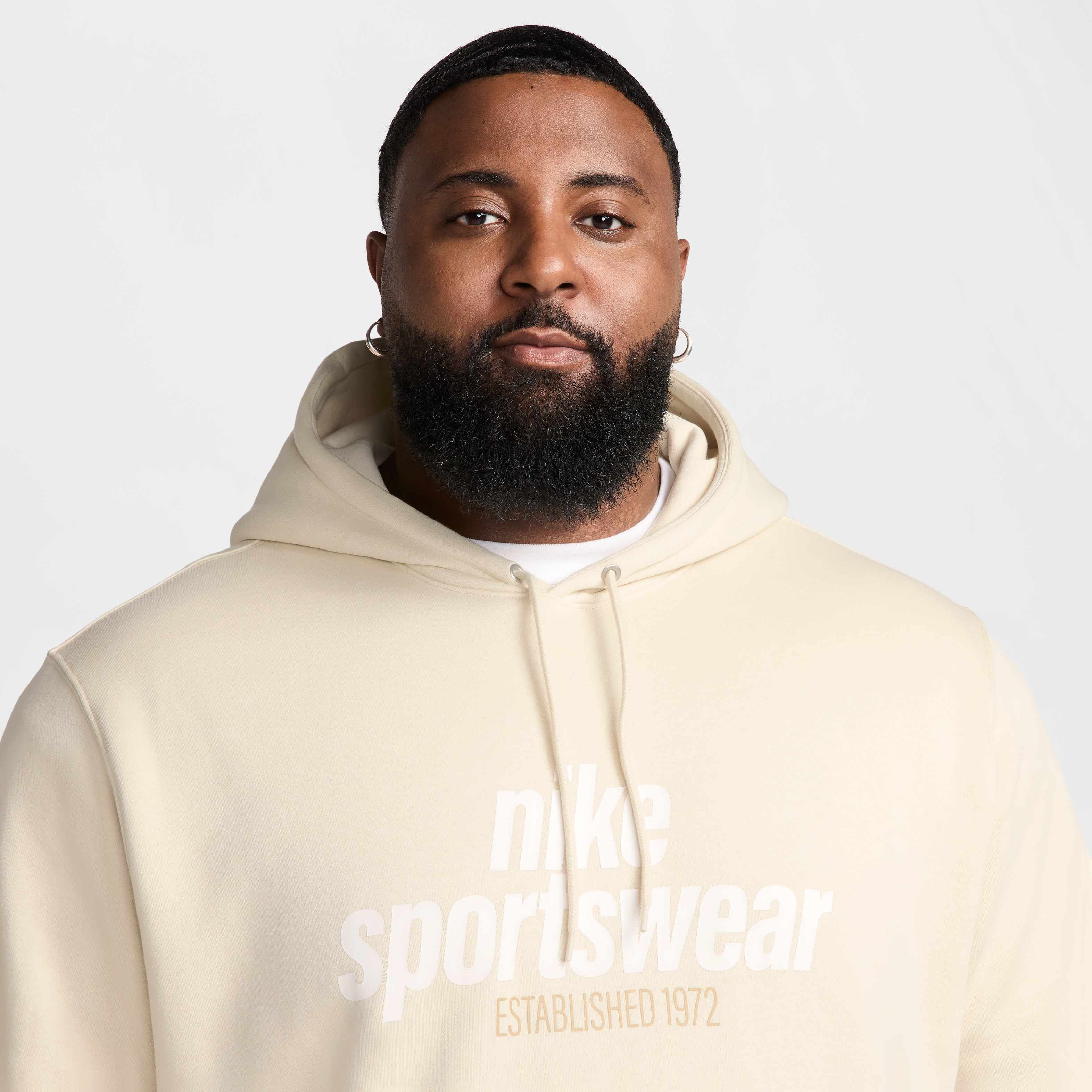 نايكي كلوب image number 8