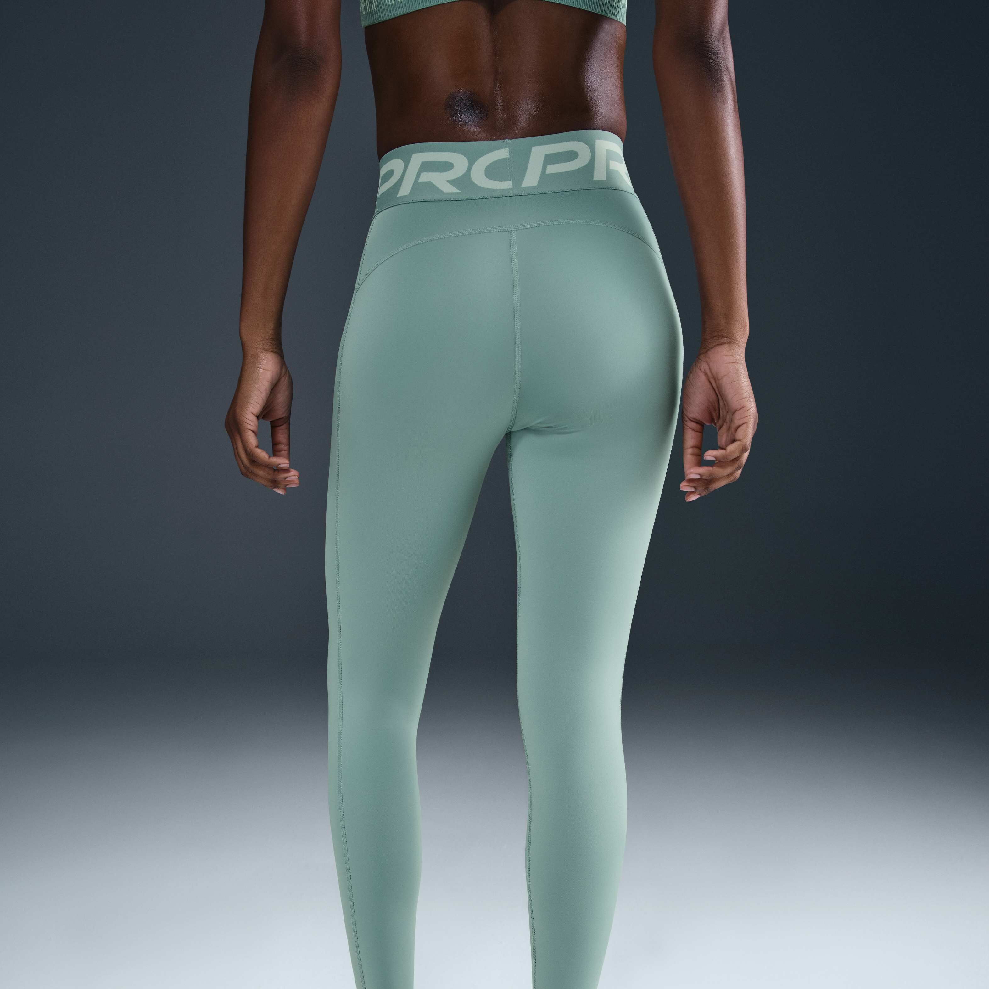 Nike Pro Sculpt image number 2