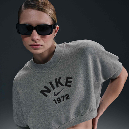 نايكي سبورتسوير كوليكشن نايكي سبورتسوير كوليكشن