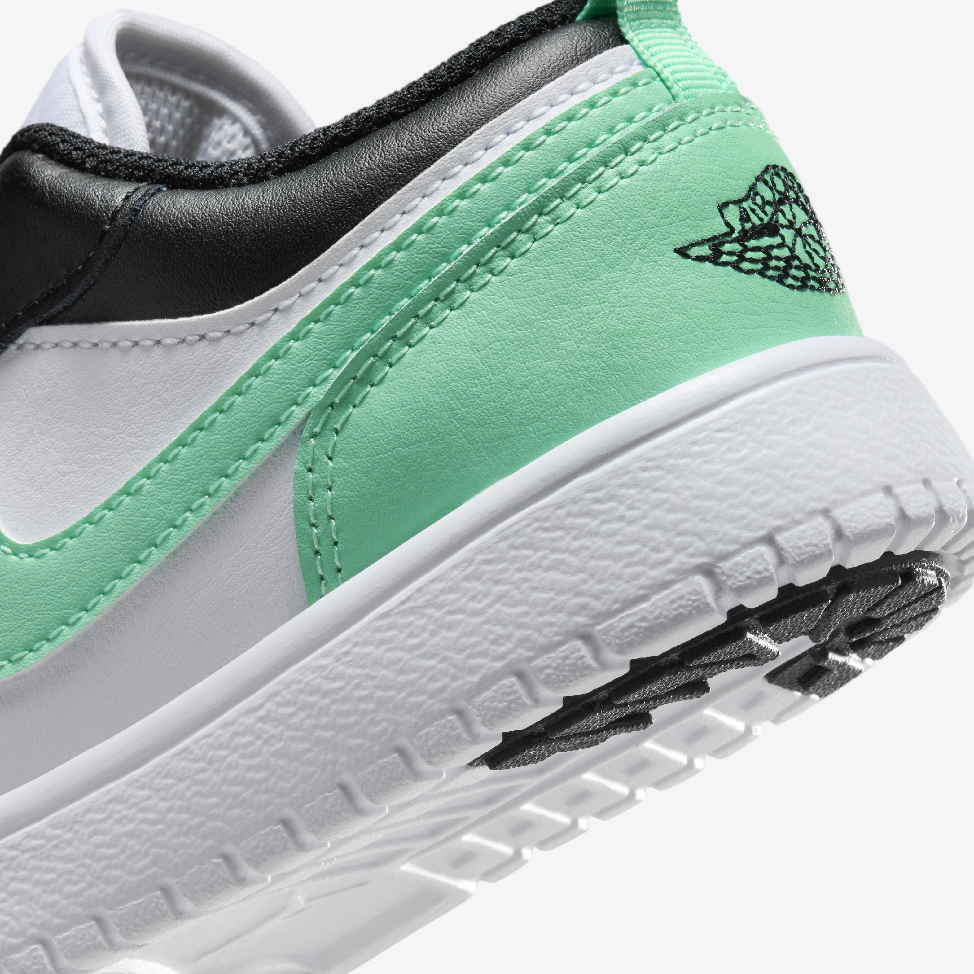 Jordan 1 Low Alt image number 7