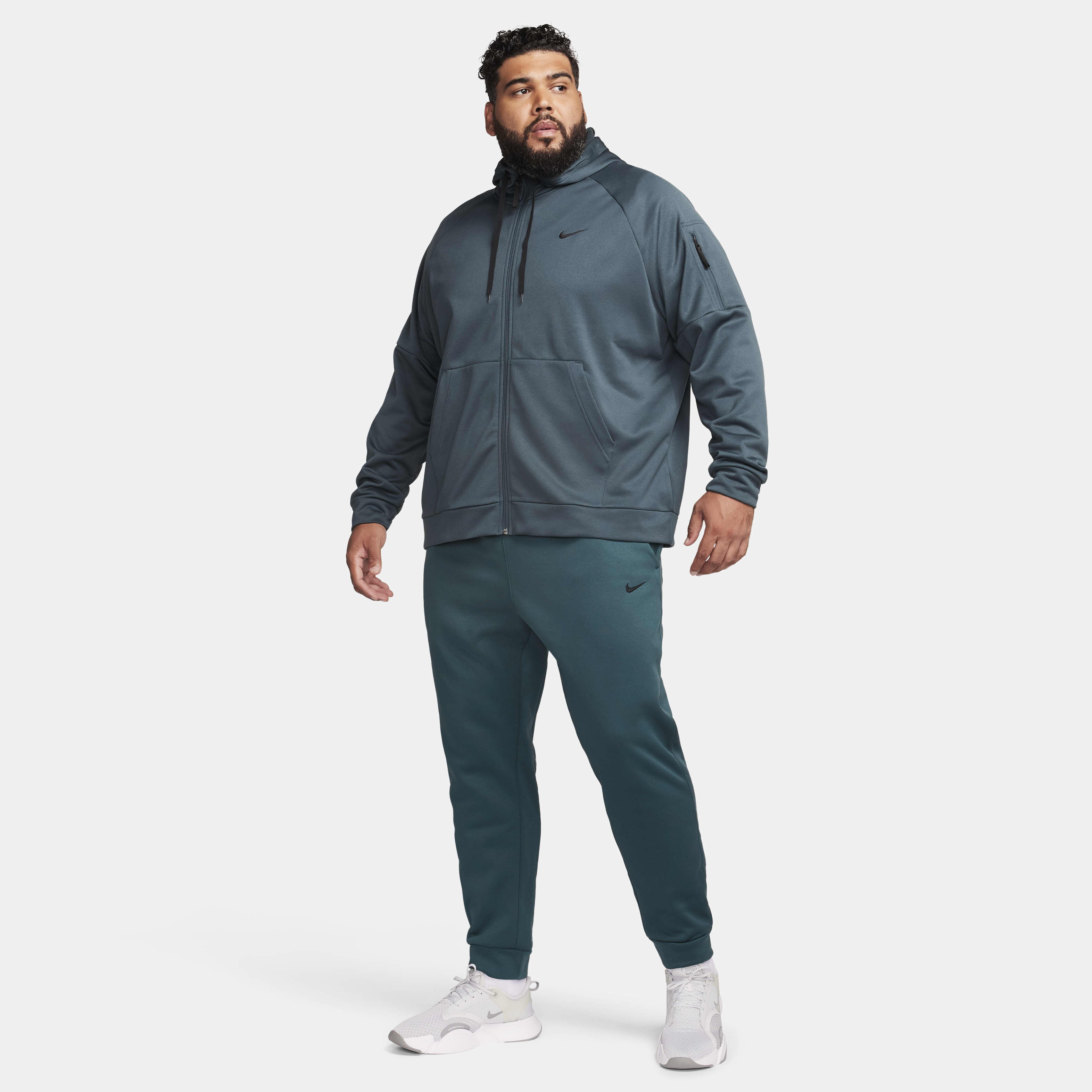 Nike Therma image number 11